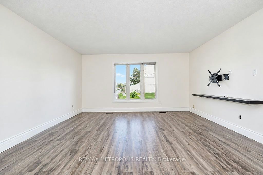 Main-195 Vodden Street E, Brampton, ON, L6V 1M9 - 11