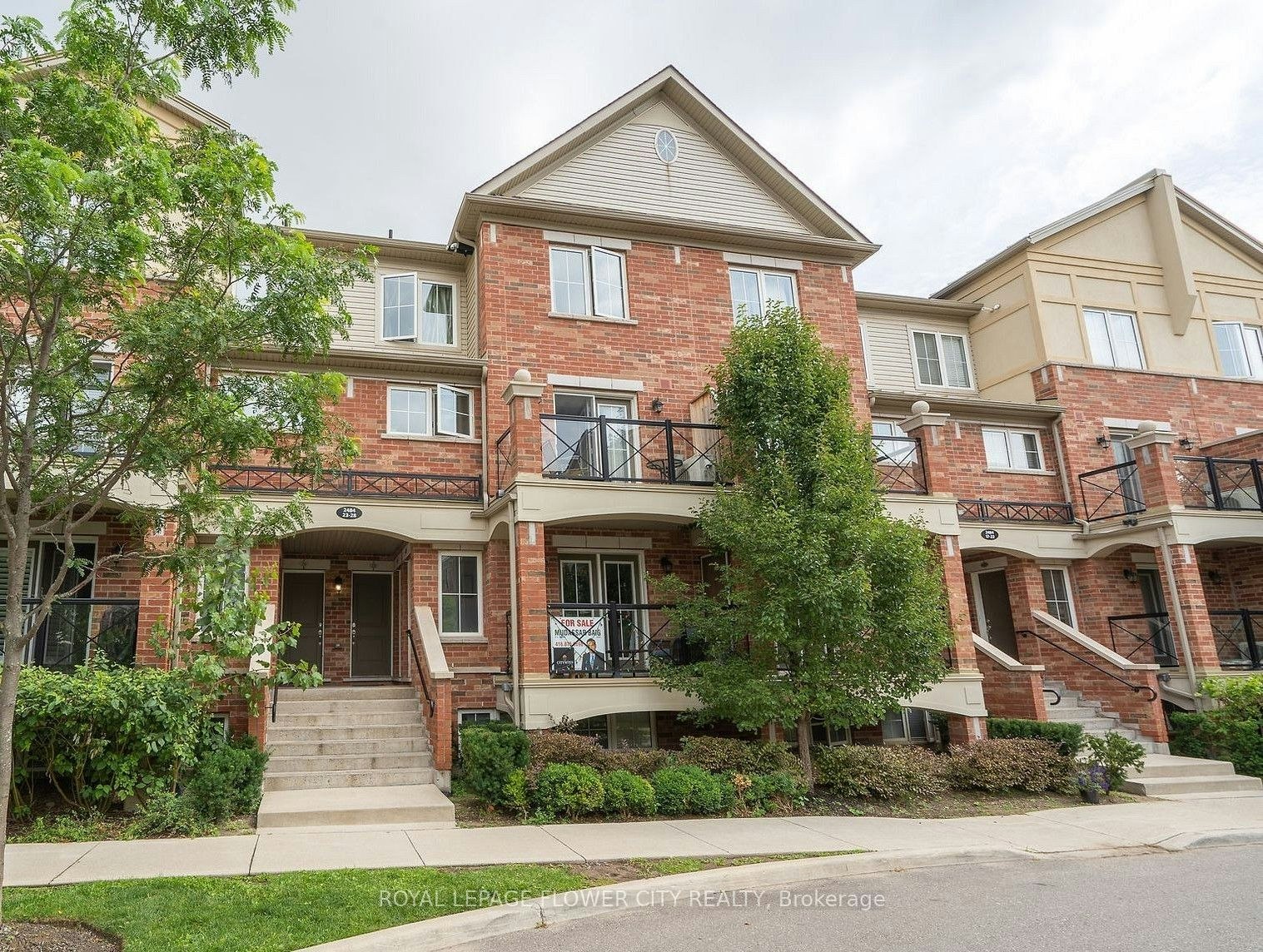 9-2488 Post Road, Oakville, ON, L6H 0K1