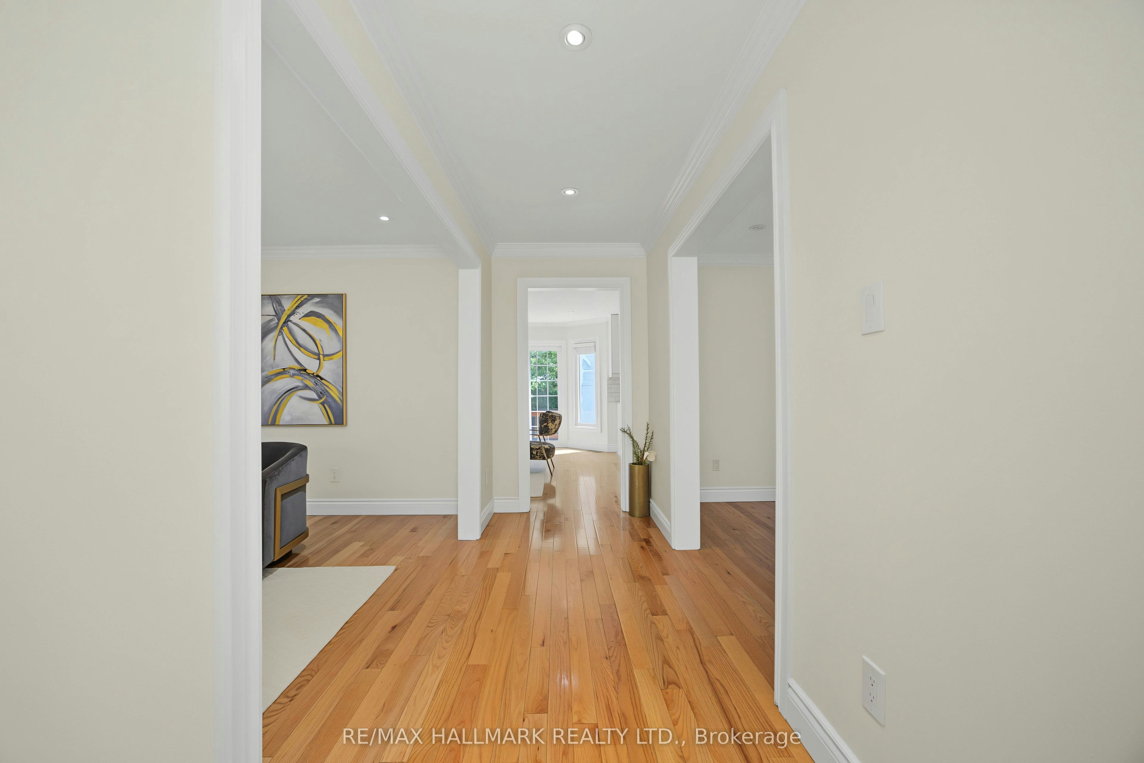 329 Kingsbridge Garden Circle, Mississauga, ON, L5R 1K9 - 5
