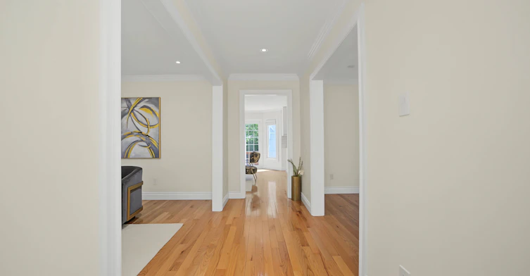 329 Kingsbridge Garden Circle, Mississauga, ON, L5R 1K9 - 5