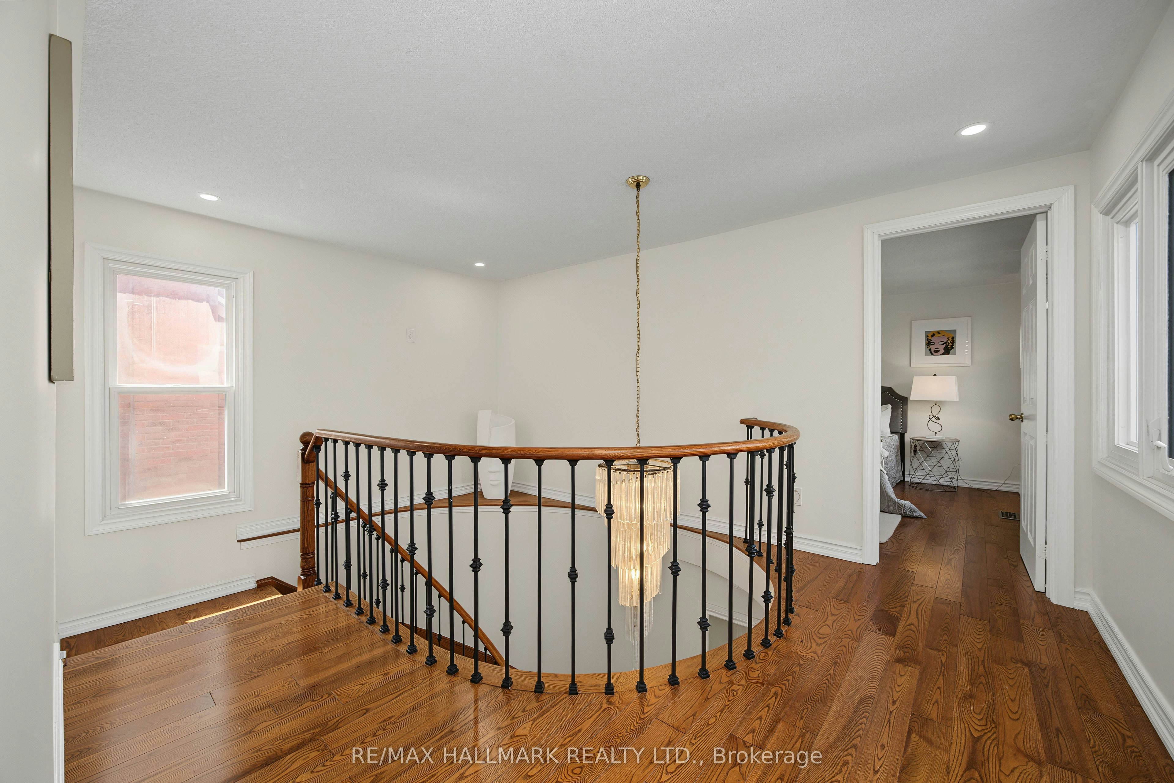 329 Kingsbridge Garden Circle, Mississauga, ON, L5R 1K9 - 15