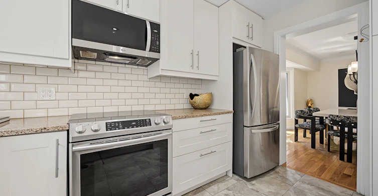 329 Kingsbridge Garden Circle, Mississauga, ON, L5R 1K9 - 13