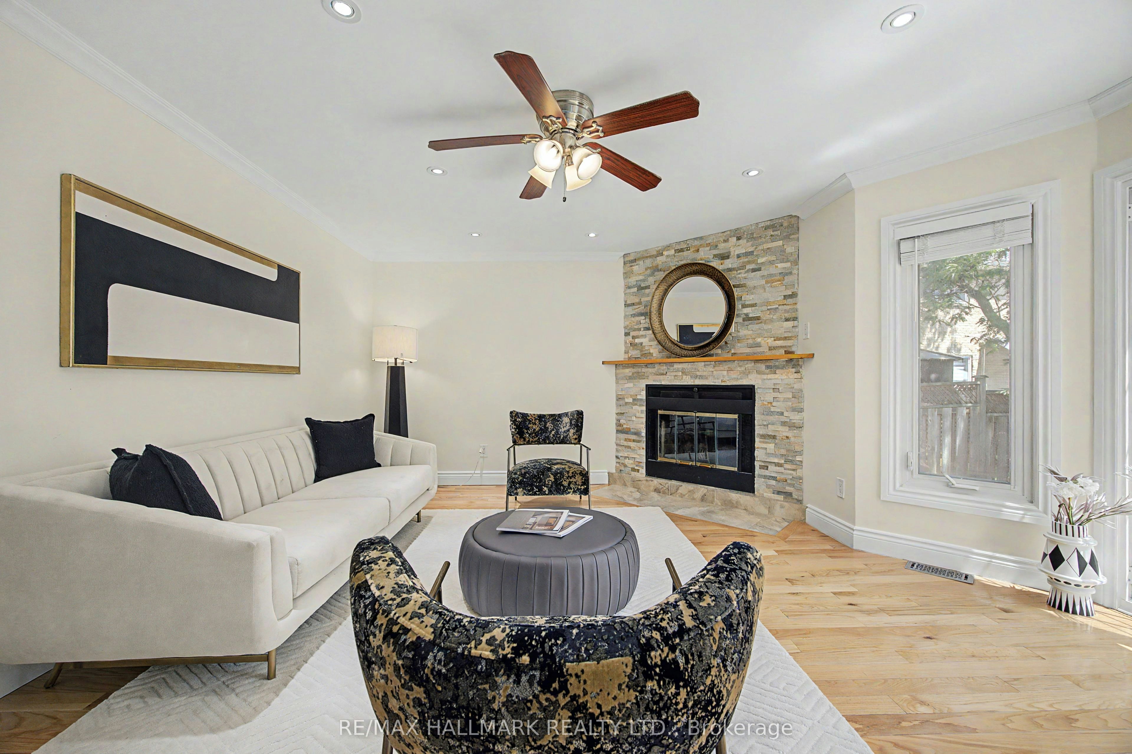 329 Kingsbridge Garden Circle, Mississauga, ON, L5R 1K9 - 11