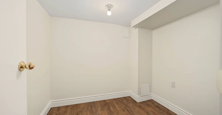 329 Kingsbridge Garden Circle, Mississauga, ON, L5R 1K9 - 31