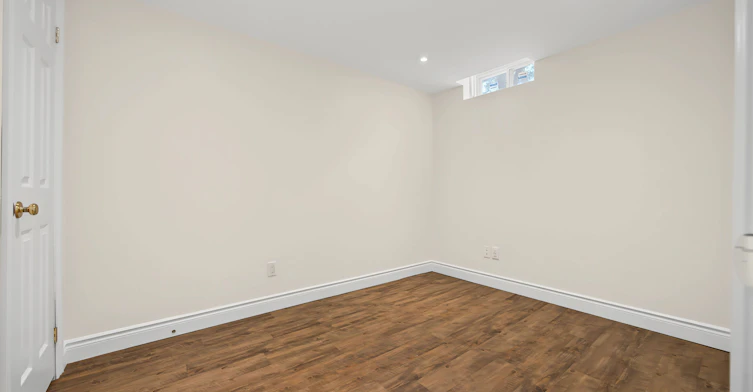 329 Kingsbridge Garden Circle, Mississauga, ON, L5R 1K9 - 29