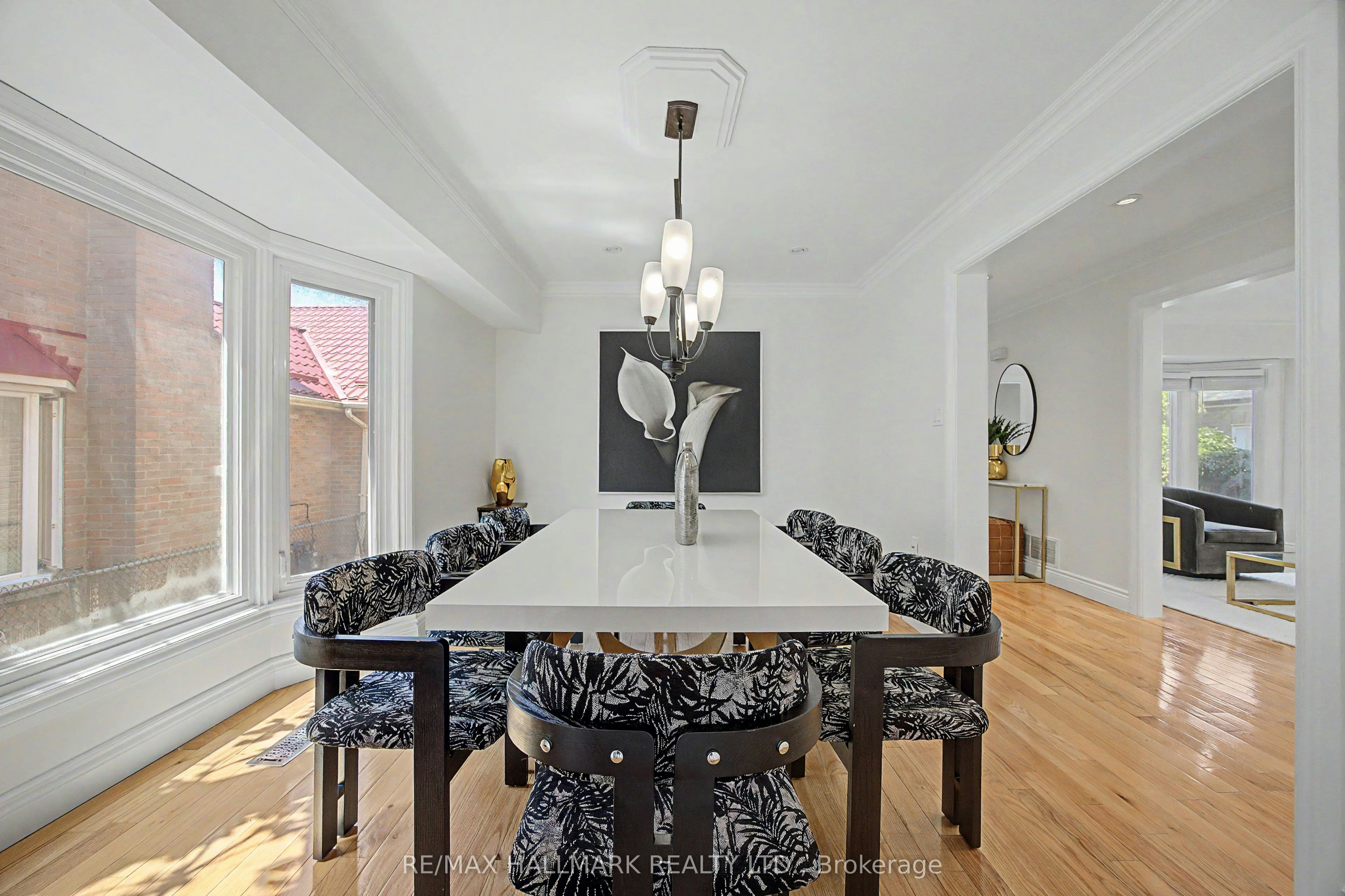 329 Kingsbridge Garden Circle, Mississauga, ON, L5R 1K9 - 9