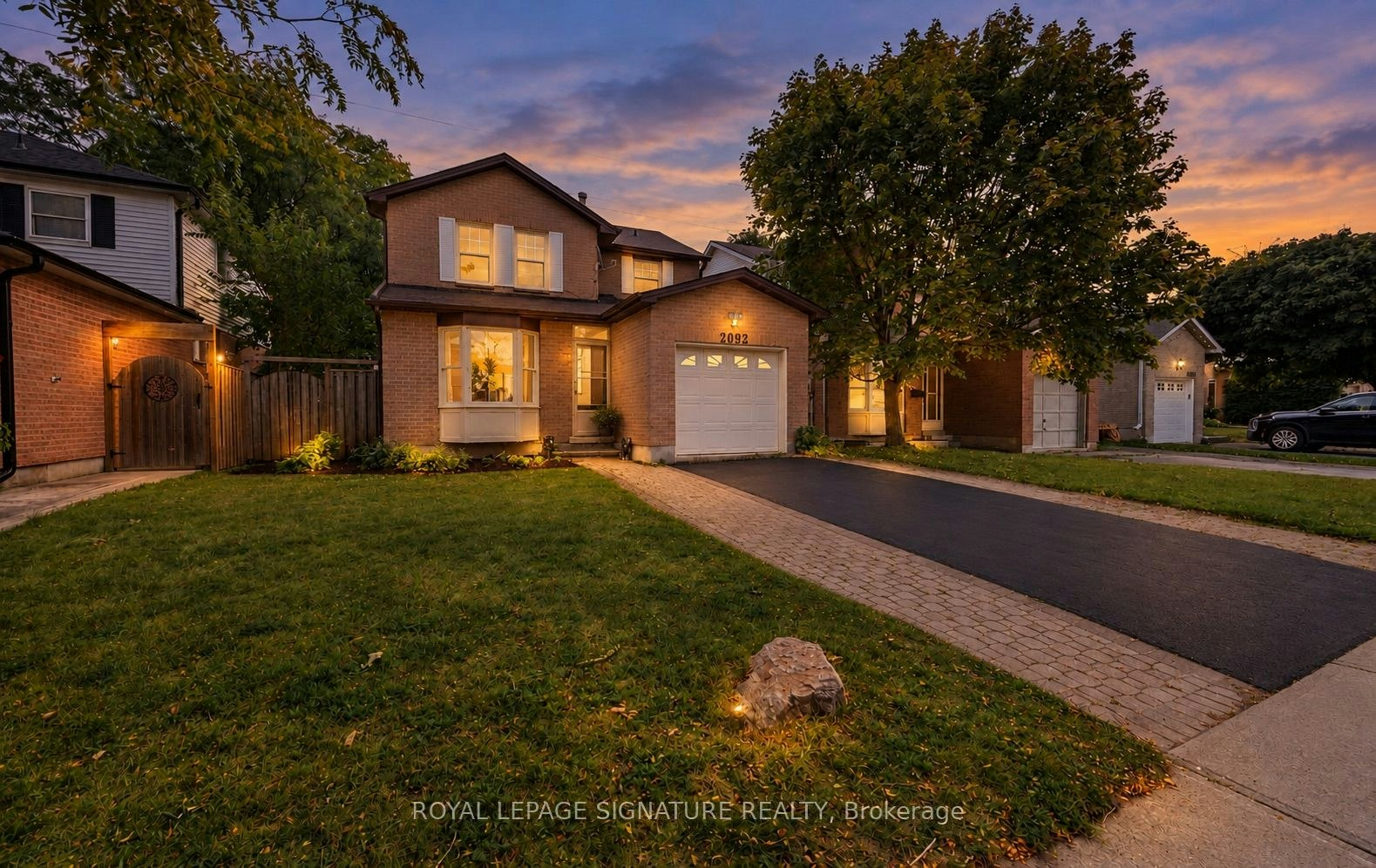 2092 Hunt Crescent, Burlington, ON, L7M 2N9
