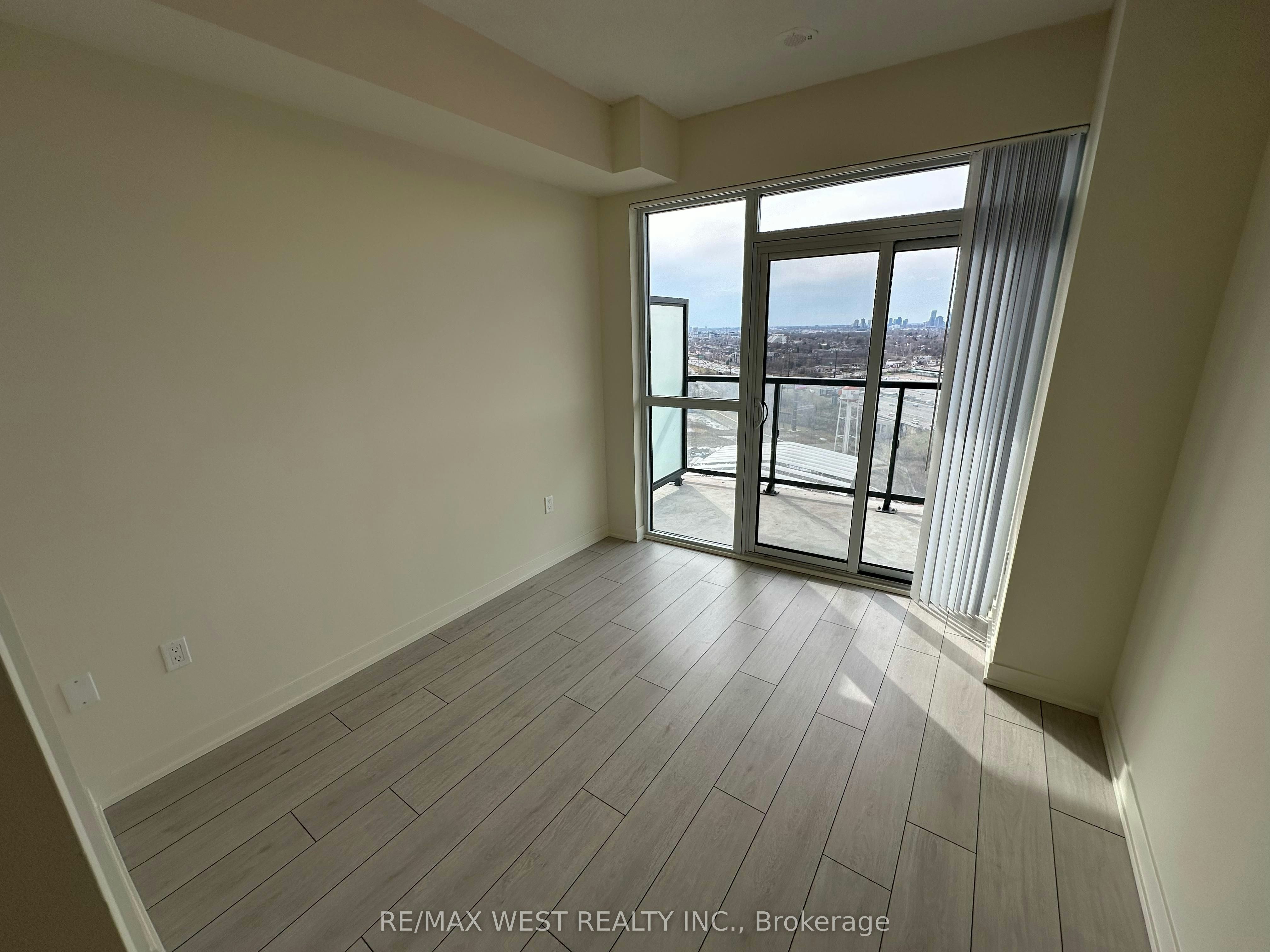 2511-38 Annie Craig Drive, Toronto, ON, M8V 0G9 - 10
