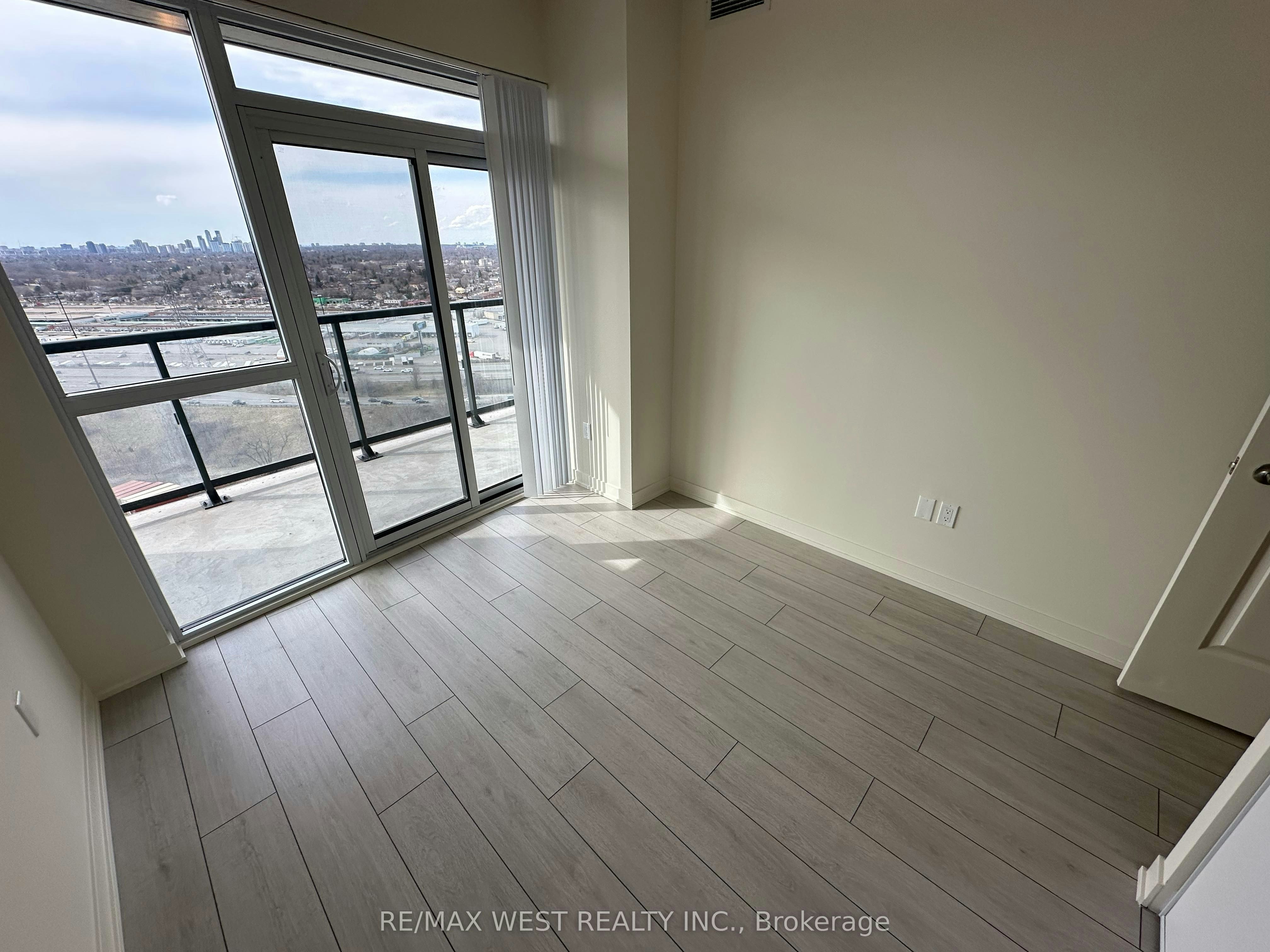 2511-38 Annie Craig Drive, Toronto, ON, M8V 0G9 - 9
