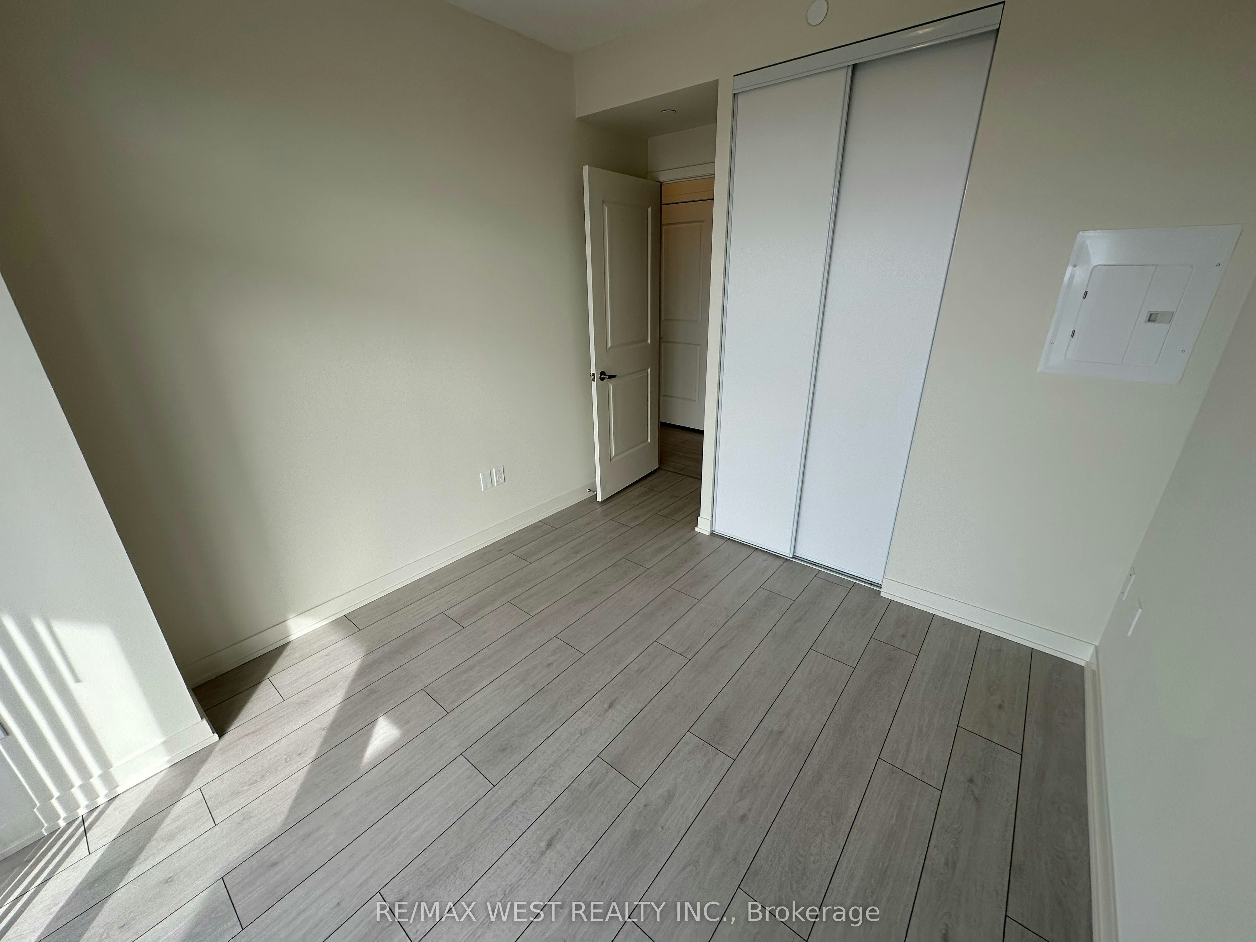 2511-38 Annie Craig Drive, Toronto, ON, M8V 0G9 - 13