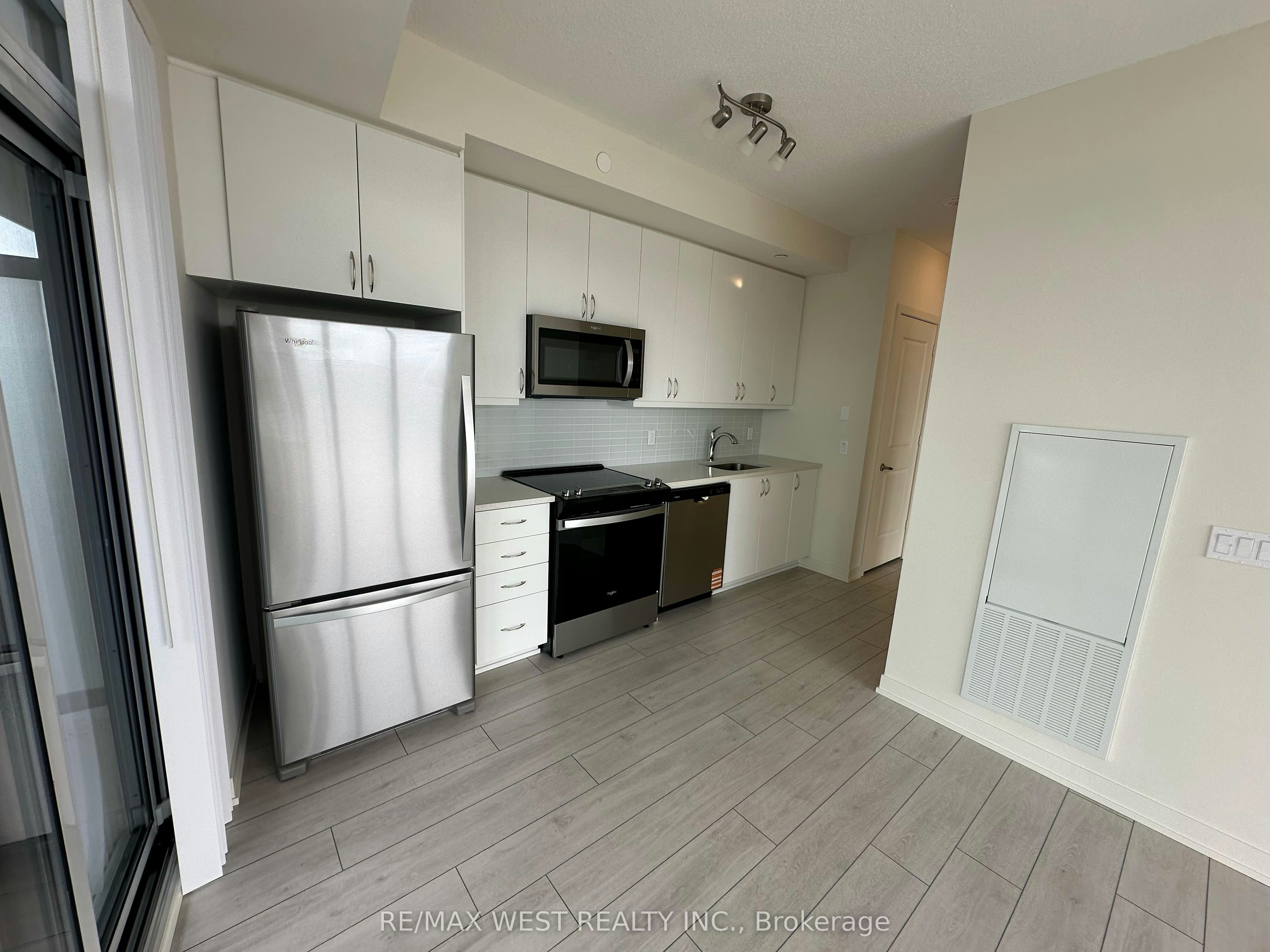 2511-38 Annie Craig Drive, Toronto, ON, M8V 0G9 - 7