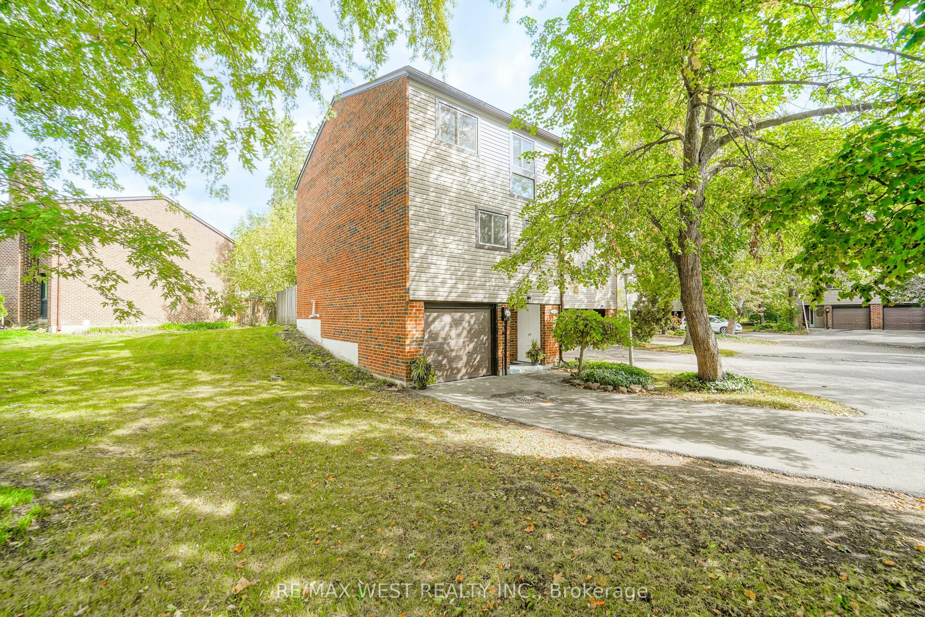 36-250 Satok Crescent, Milton, ON, L9T 3P4