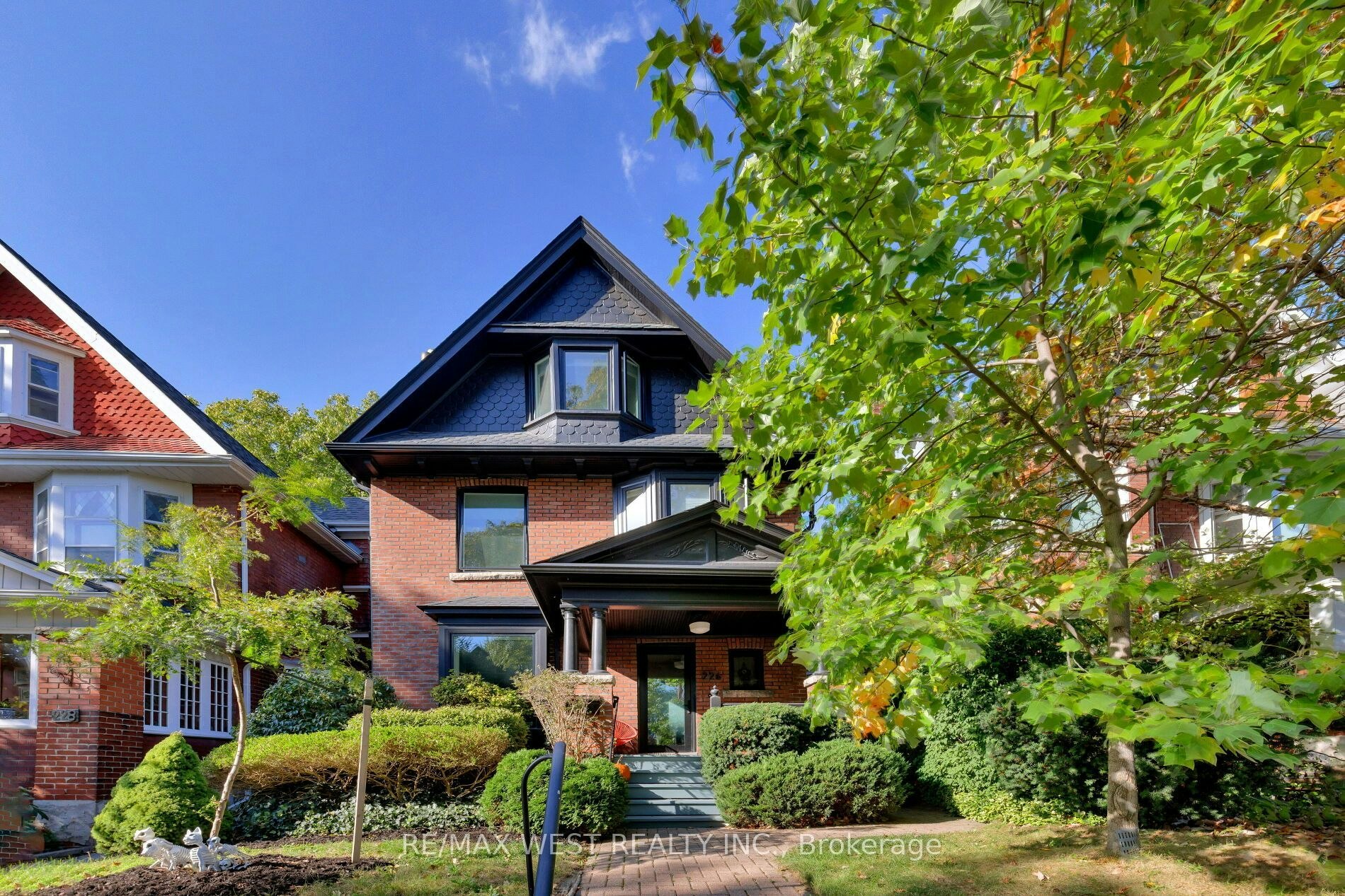 226 Wright Avenue, Toronto, ON, M6R 1L3