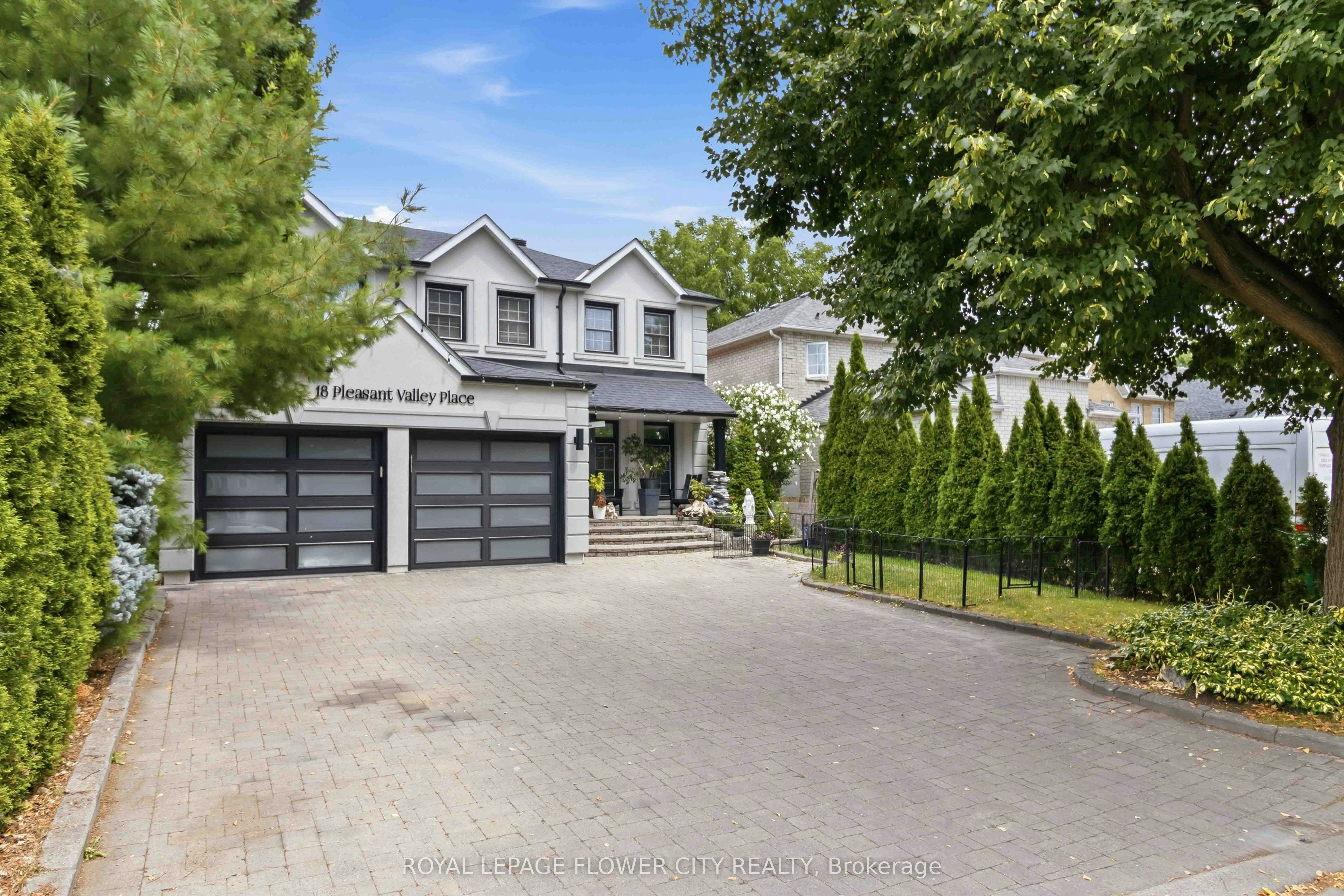 18 Pleasant Valley Place, Brampton, ON, L6S 5S2 - 2