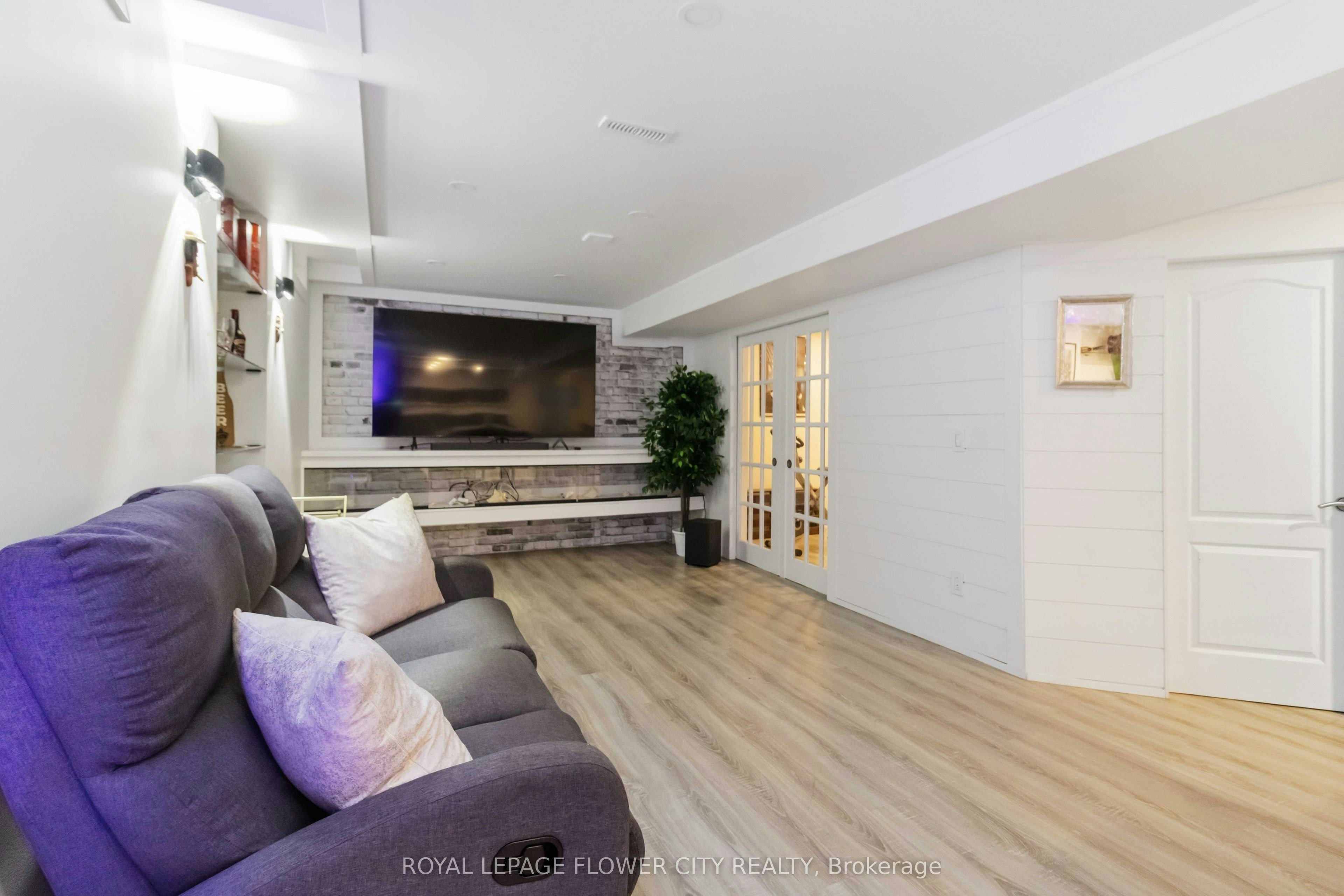 18 Pleasant Valley Place, Brampton, ON, L6S 5S2 - 24
