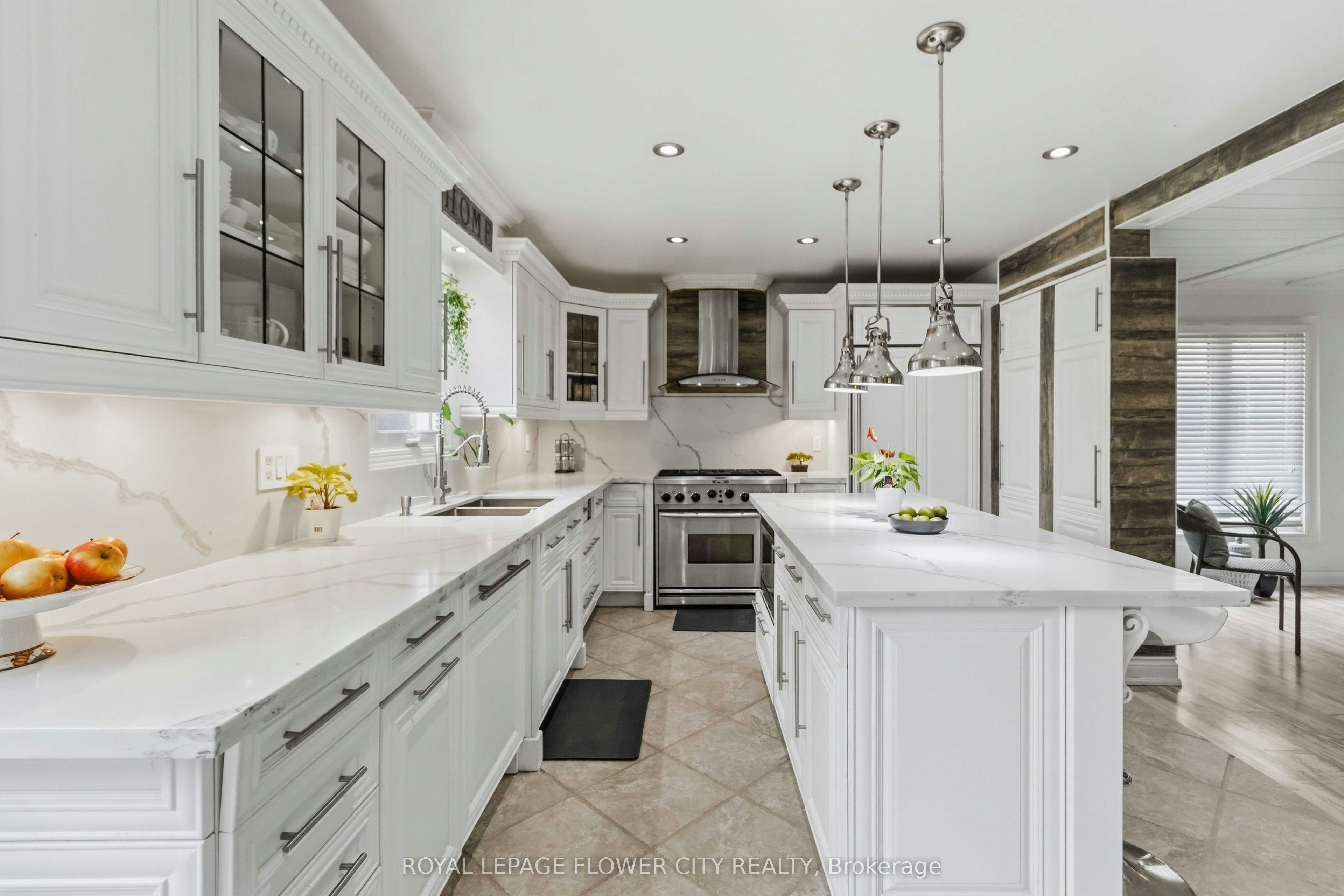 18 Pleasant Valley Place, Brampton, ON, L6S 5S2 - 8
