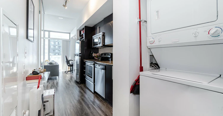 810-103 The Queensway Avenue, Toronto, ON, M6S 5B3 - 10