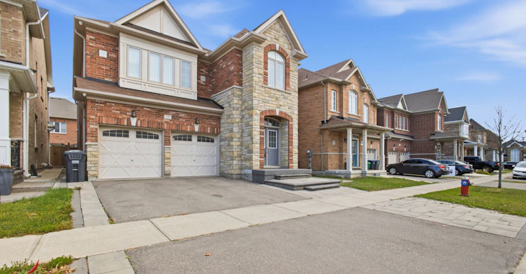 379 Robert Parkinson Drive, Brampton, ON, L7A 0C4 - 2