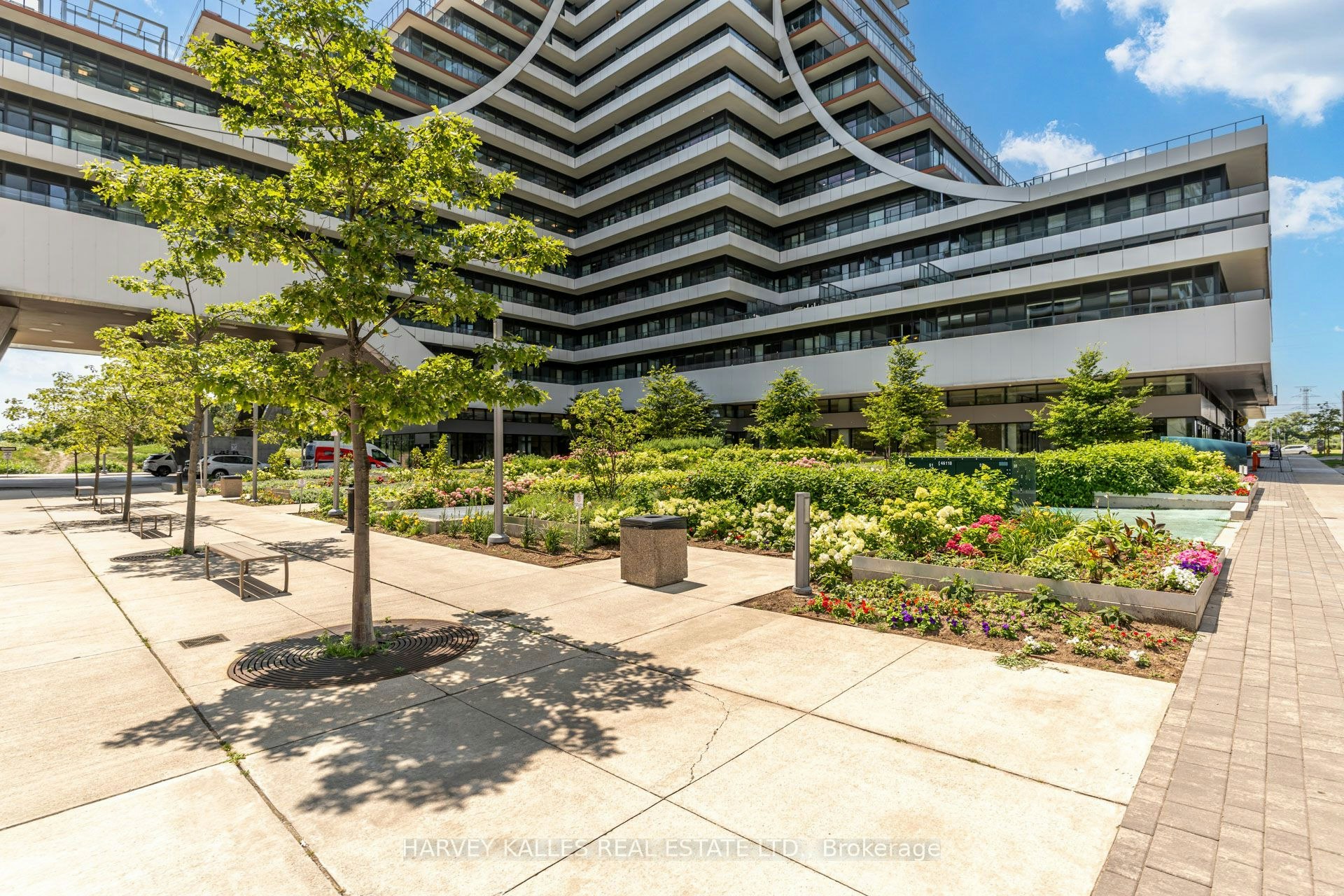 1822-30 Shore Breeze Drive, Toronto, ON, M8V 0J1 - 4