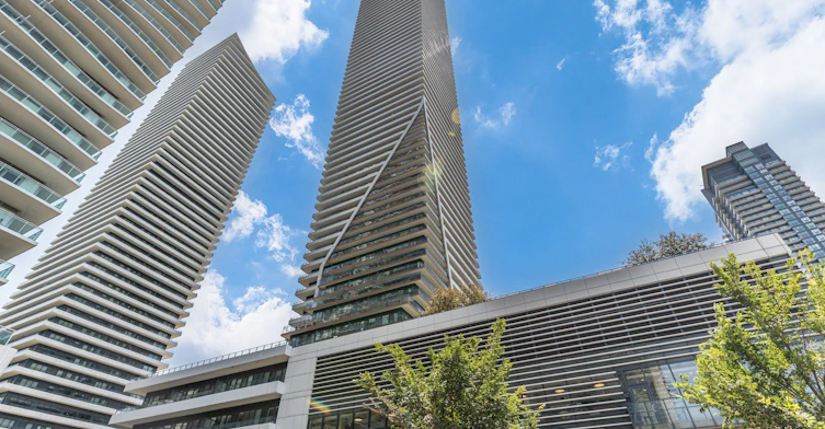 1822-30 Shore Breeze Drive, Toronto, ON, M8V 0J1 - 3