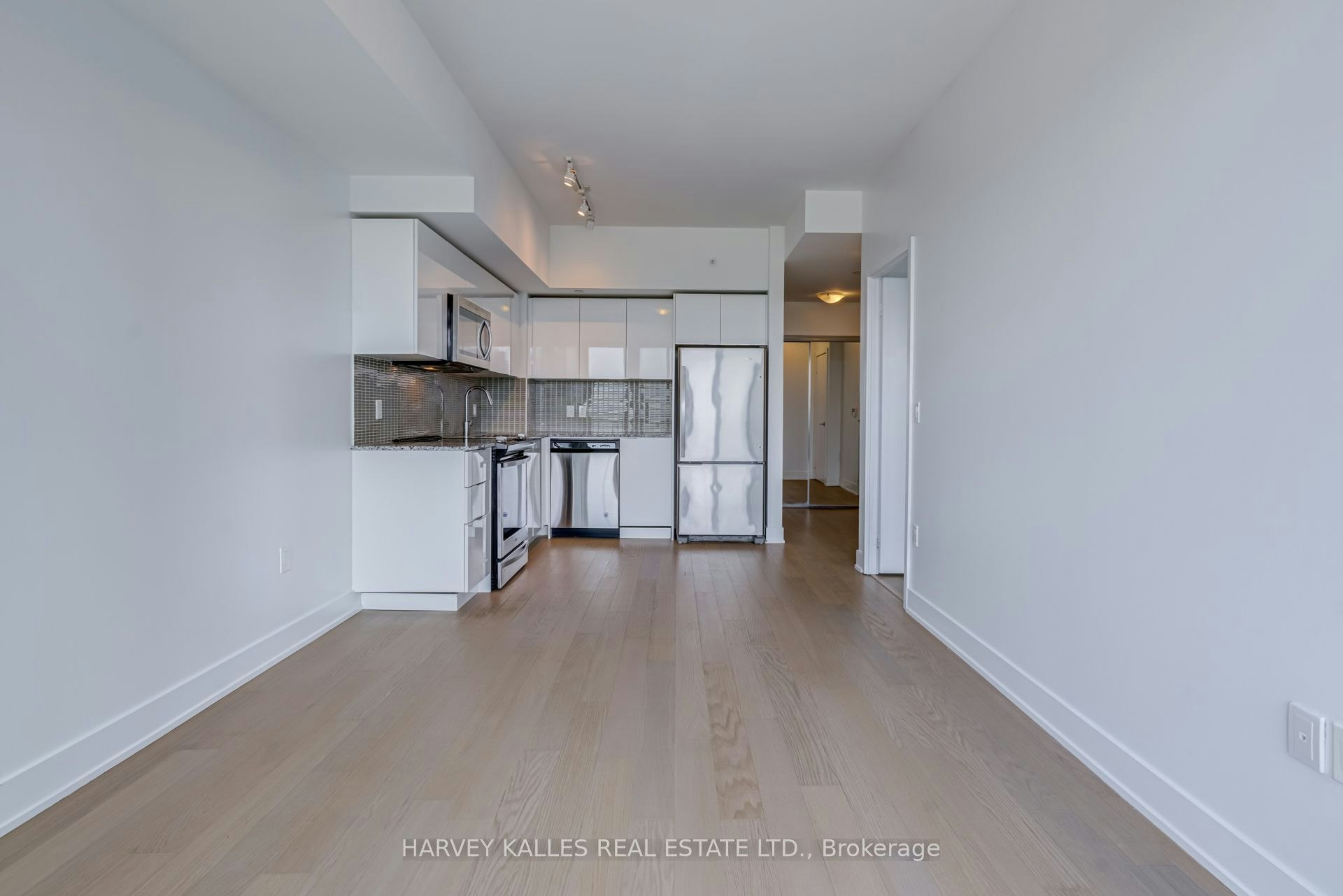 1822-30 Shore Breeze Drive, Toronto, ON, M8V 0J1 - 17