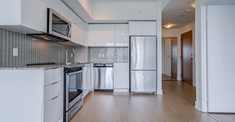 1822-30 Shore Breeze Drive, Toronto, ON, M8V 0J1 - 13