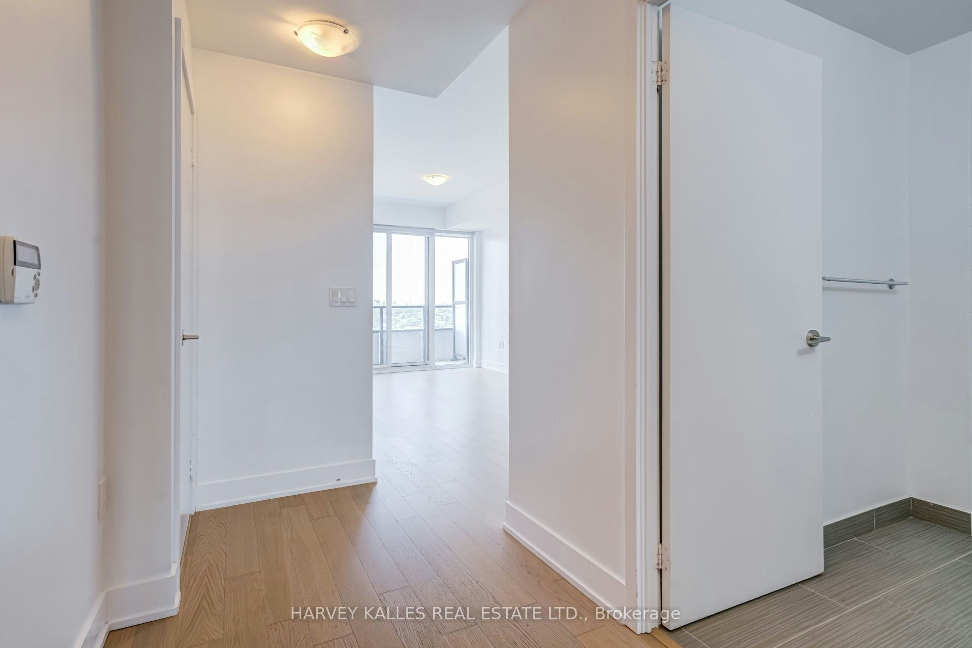 1822-30 Shore Breeze Drive, Toronto, ON, M8V 0J1 - 10
