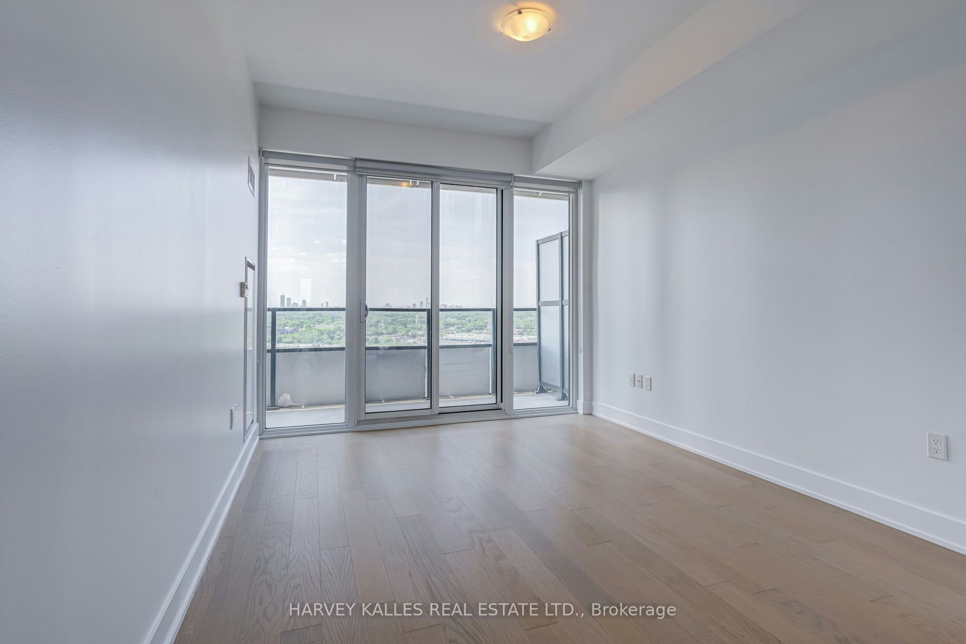 1822-30 Shore Breeze Drive, Toronto, ON, M8V 0J1 - 16