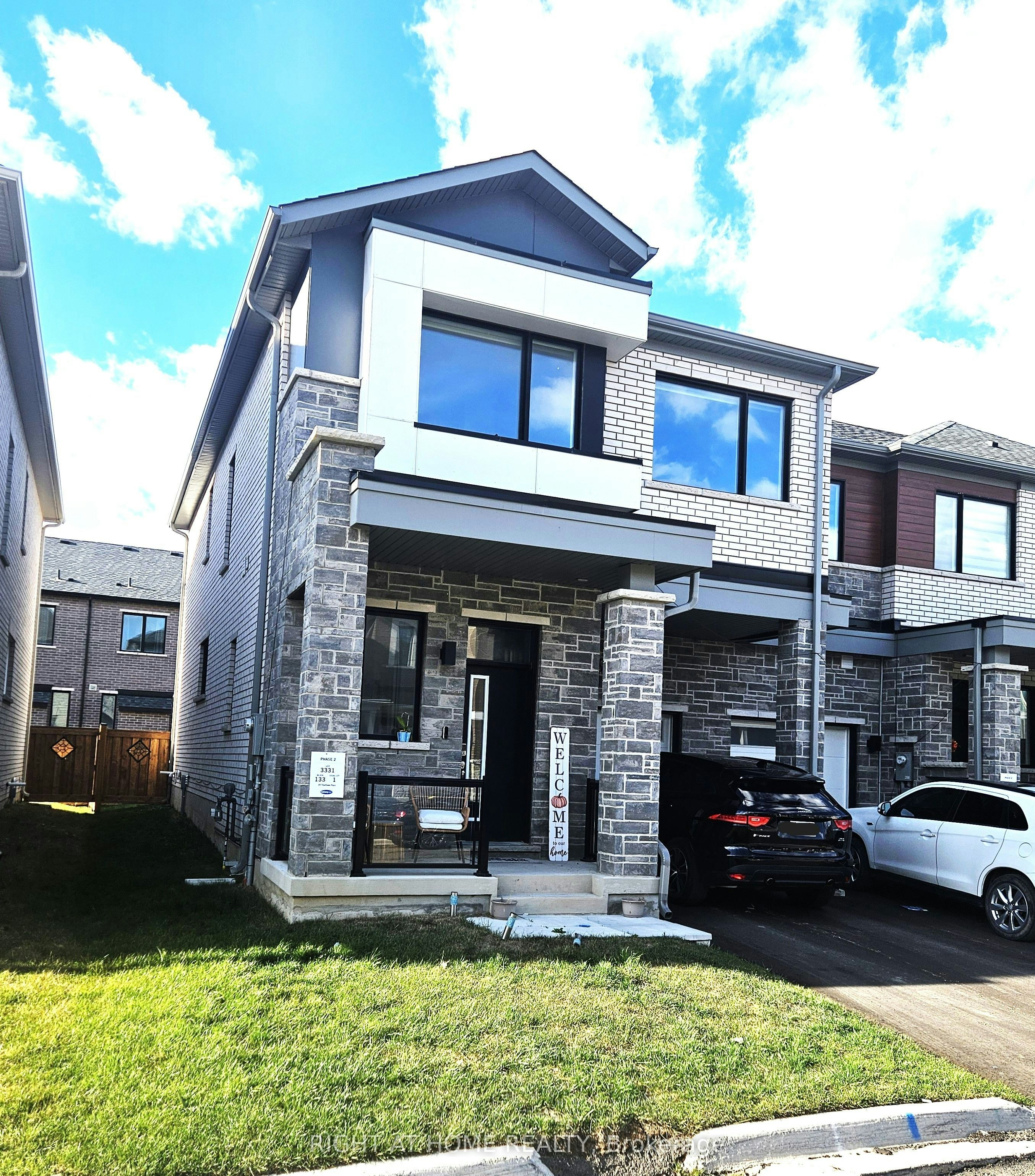 297 Starflower Place, Milton, ON, L9E 1Y3 - 2
