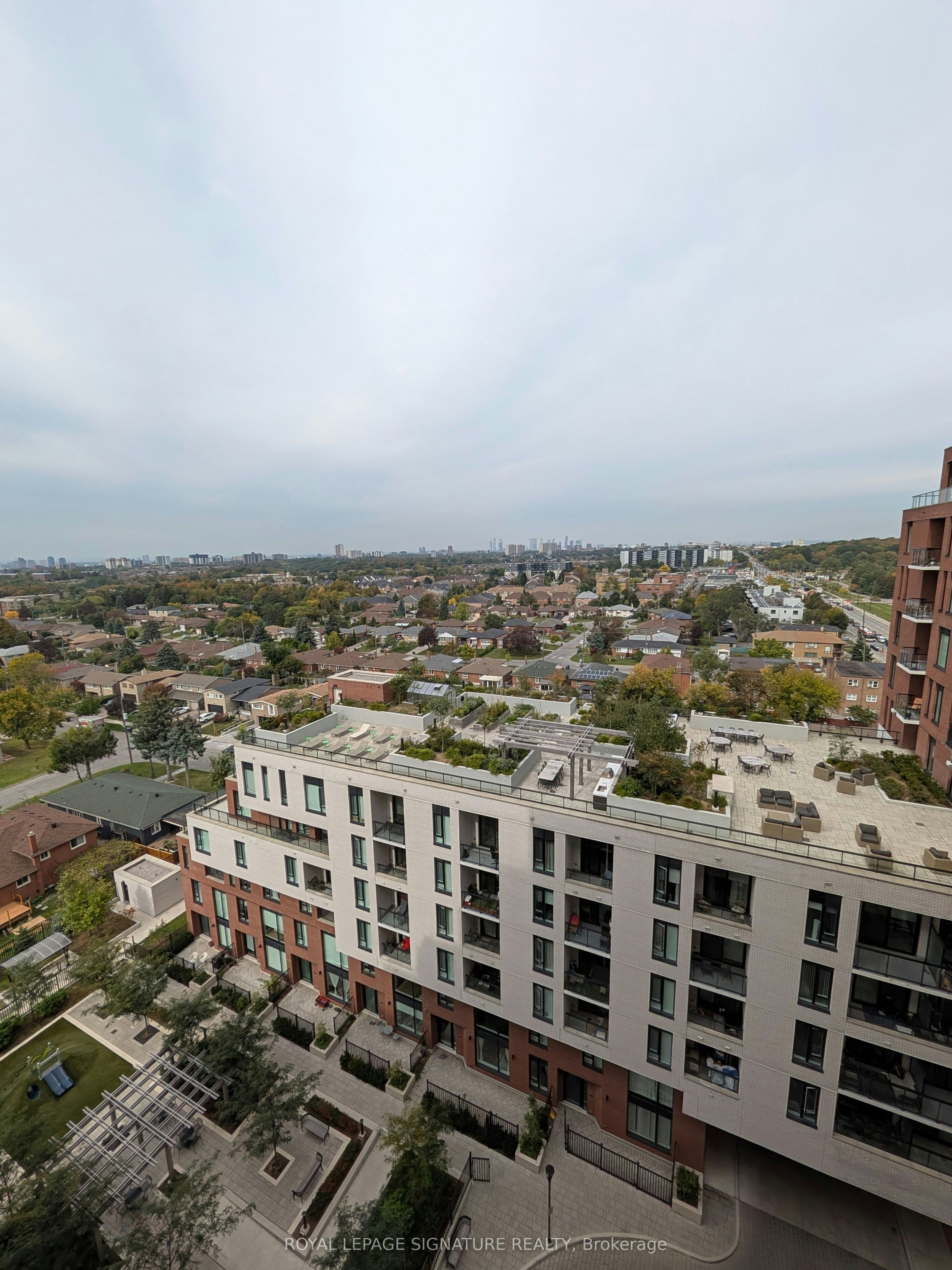 1121-3100 Keele Street, Toronto, ON, M3M 0E1