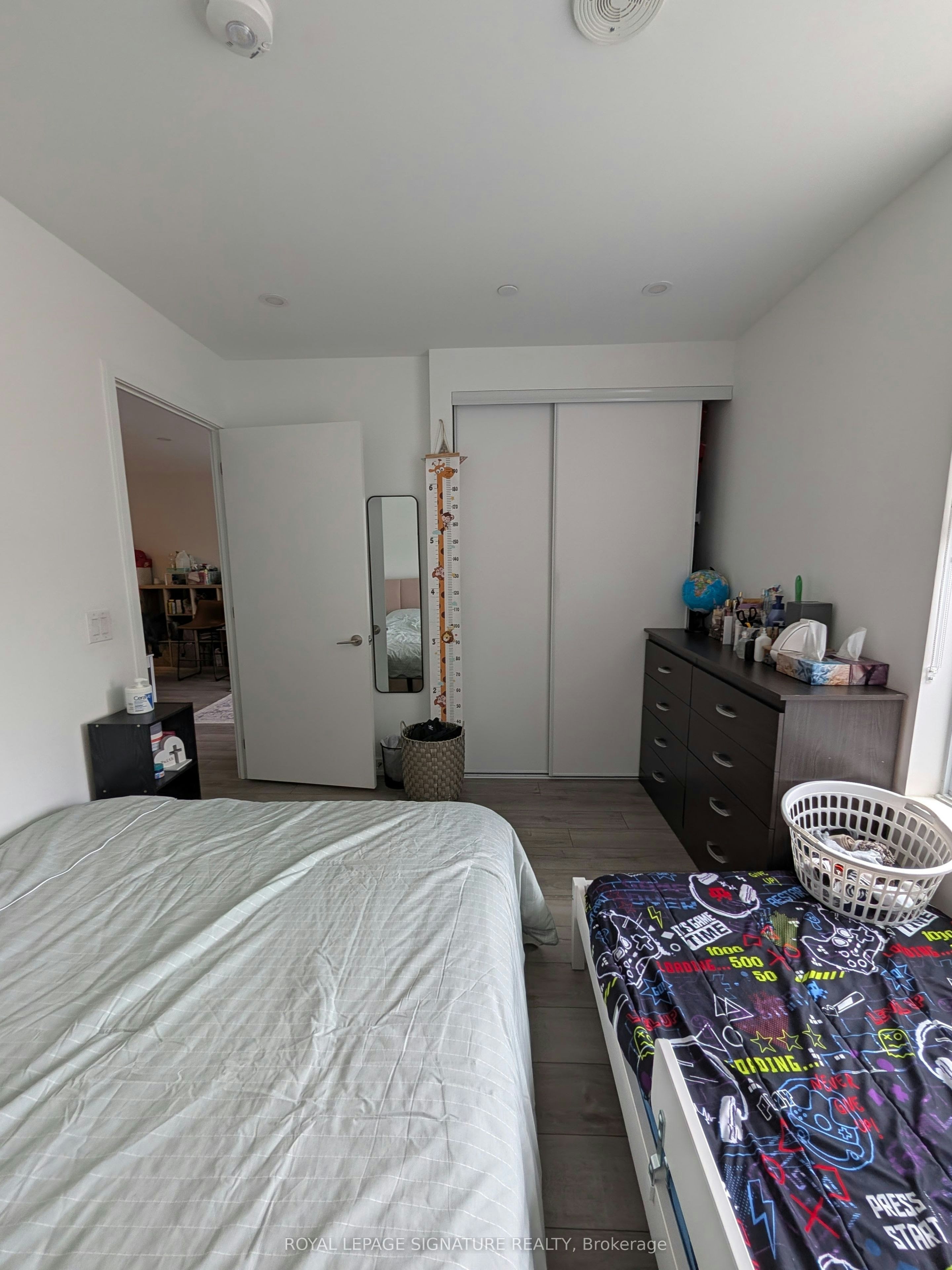1121-3100 Keele Street, Toronto, ON, M3M 0E1 - 8