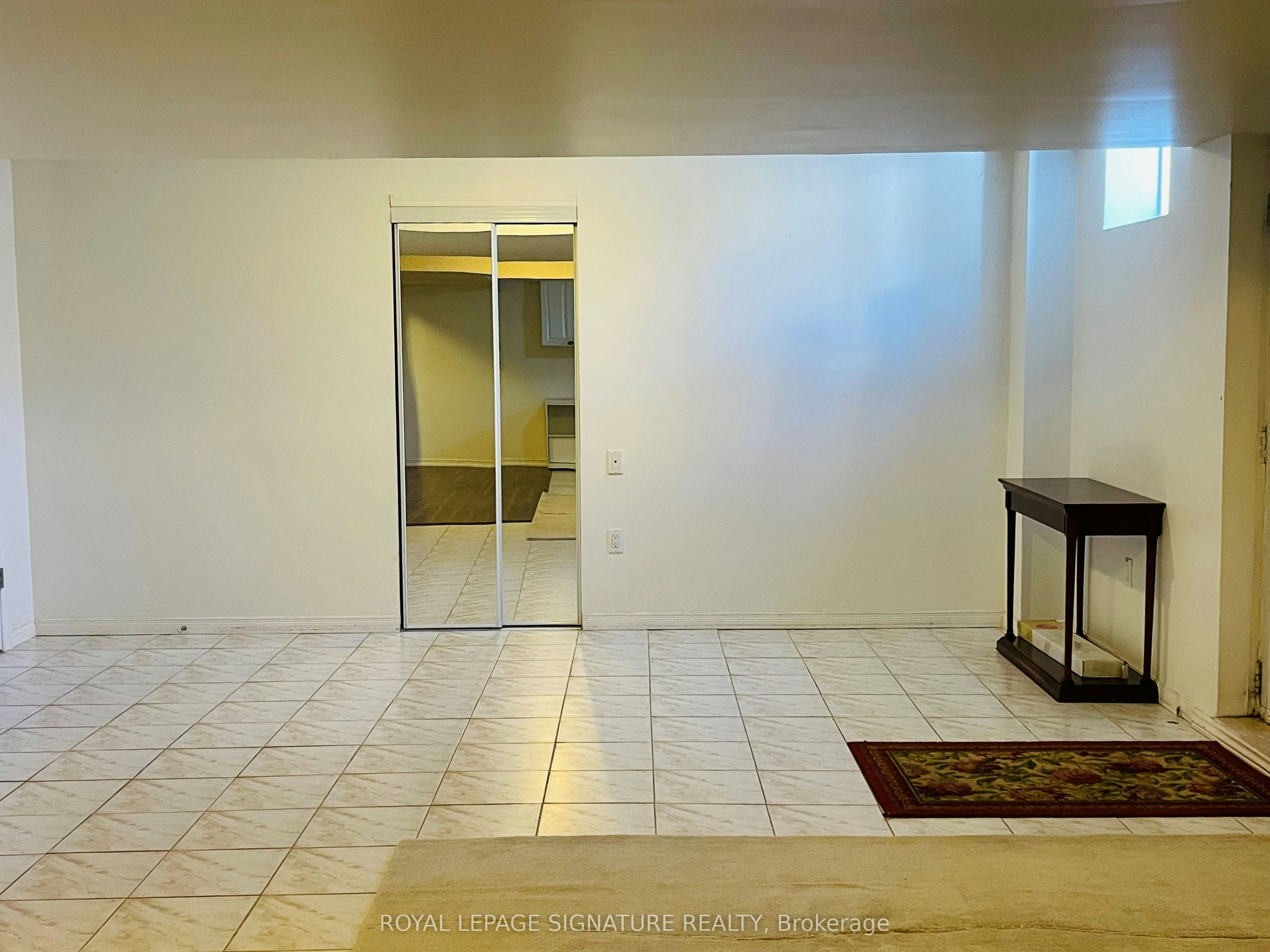 803 Sombrero Way, Mississauga, ON, L5W 1S8