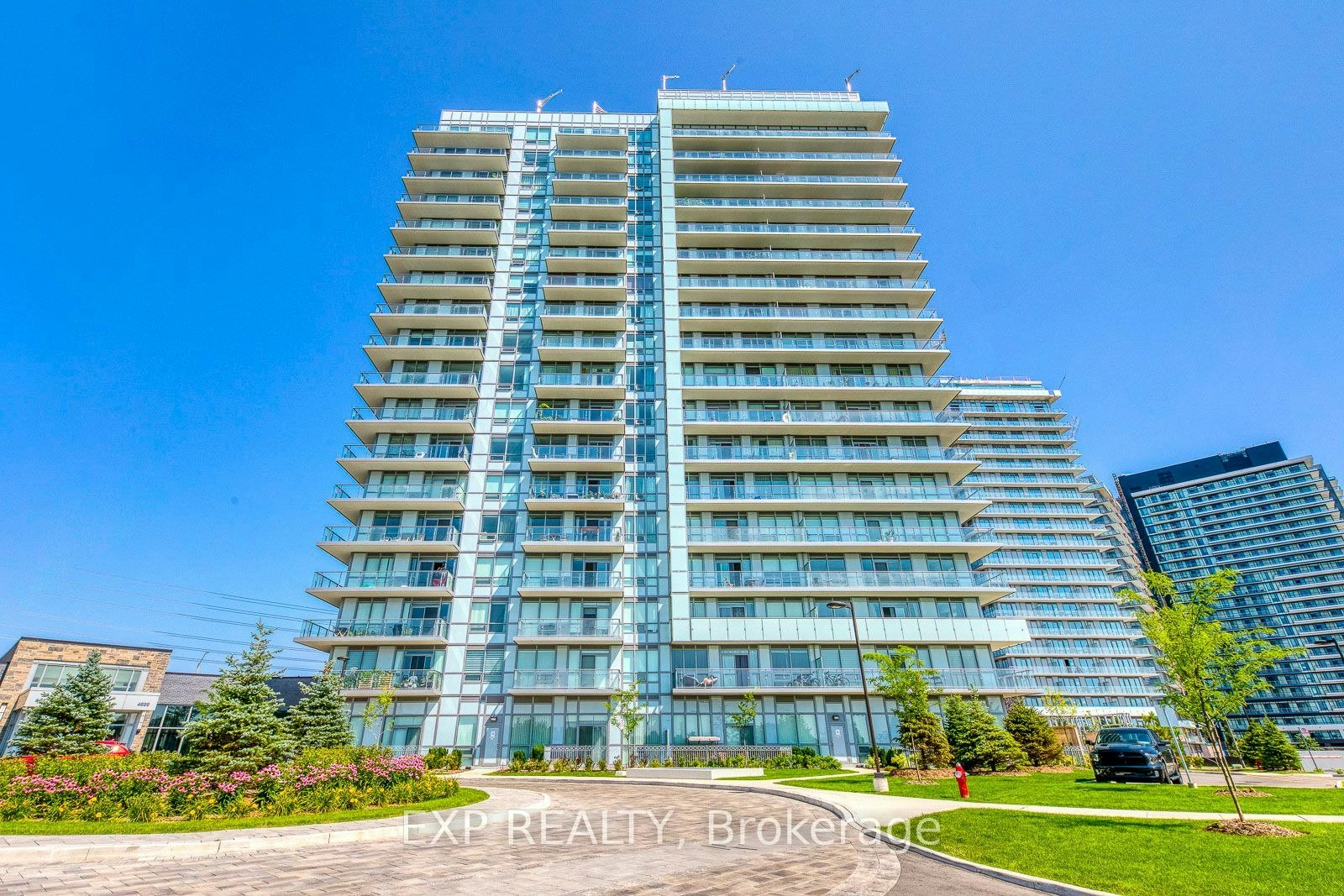 1804-4699 Glen Erin Drive, Mississauga, ON, L5M 2E5
