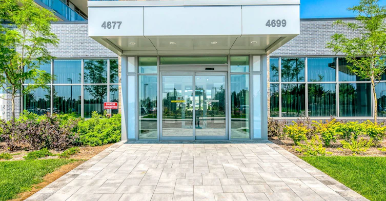 1804-4699 Glen Erin Drive, Mississauga, ON, L5M 2E5 - 3