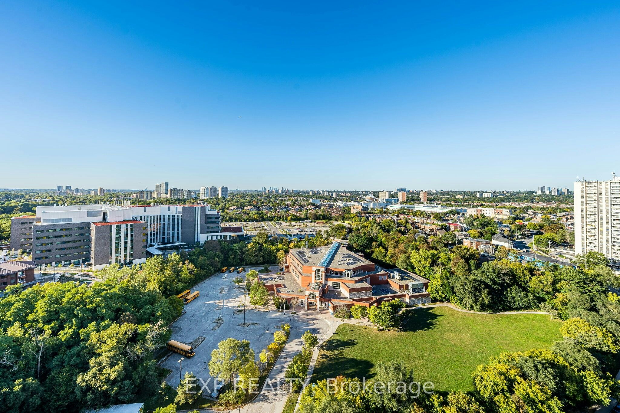 2412-85 Emmett Avenue, Toronto, ON, M6M 5A2