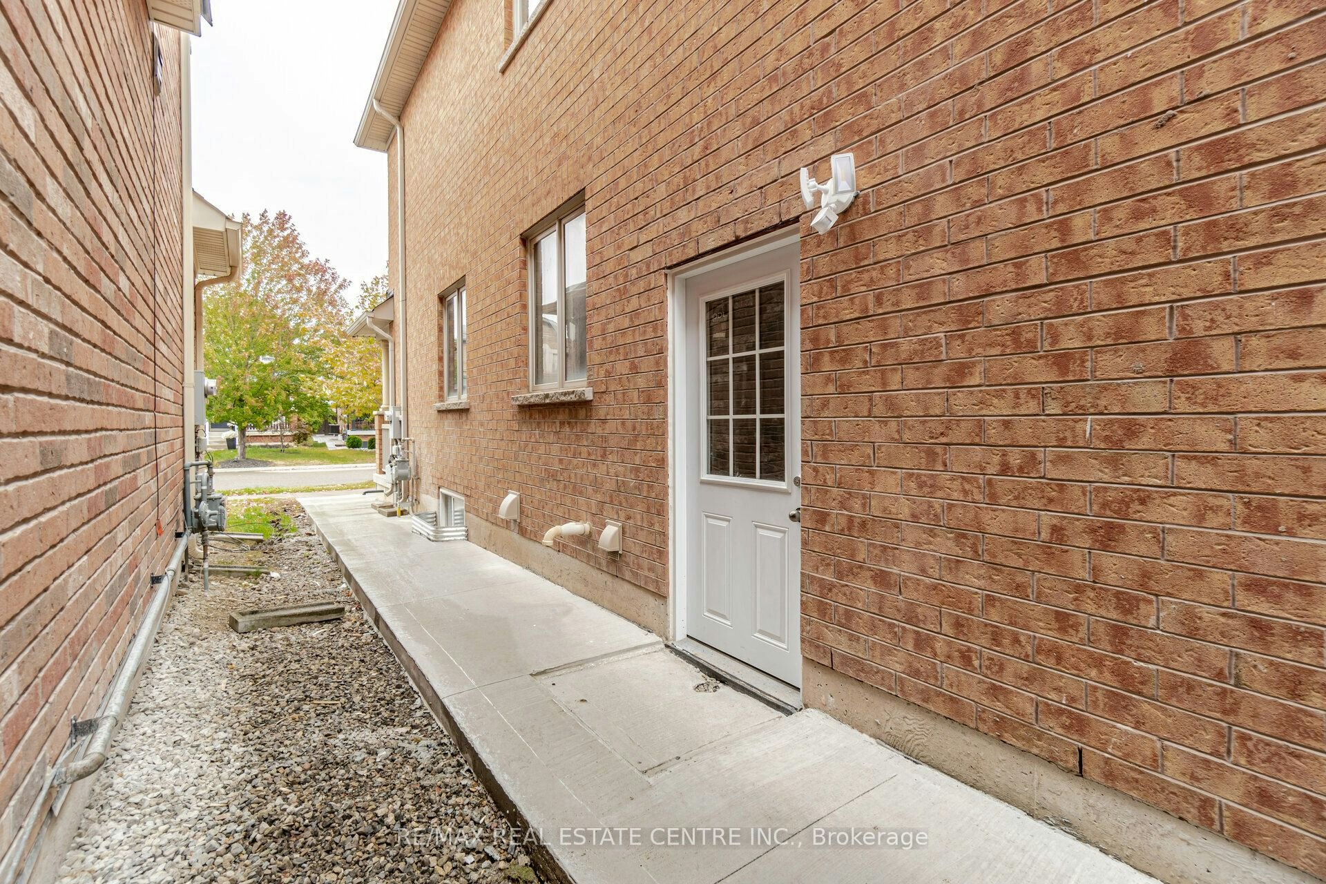 Basement-268 Giddings Crescent, Milton, ON, L9T 7A9 - 2