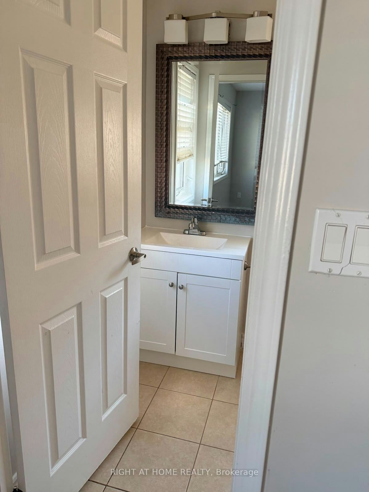 13 Lanternlight Lane, Brampton, ON, L7A 0T3 - 12