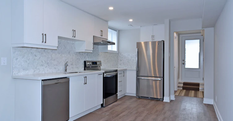 Ground-1 Enid Crescent, Toronto, ON, M6B 1R9 - 7