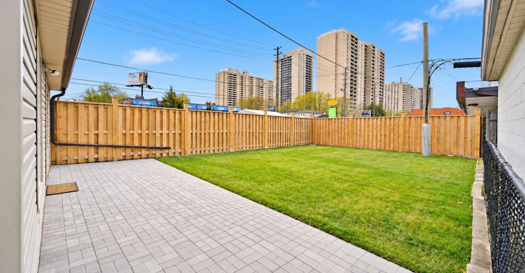 Ground-1 Enid Crescent, Toronto, ON, M6B 1R9 - 21
