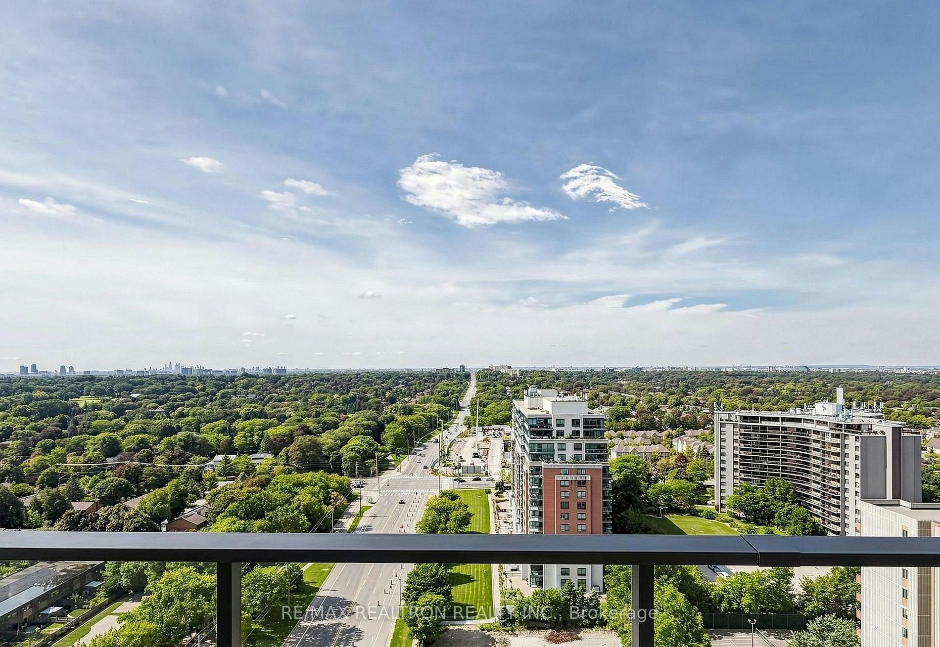 10-4010 Eglinton Avenue, Toronto, ON, M9A 0G5 - 2