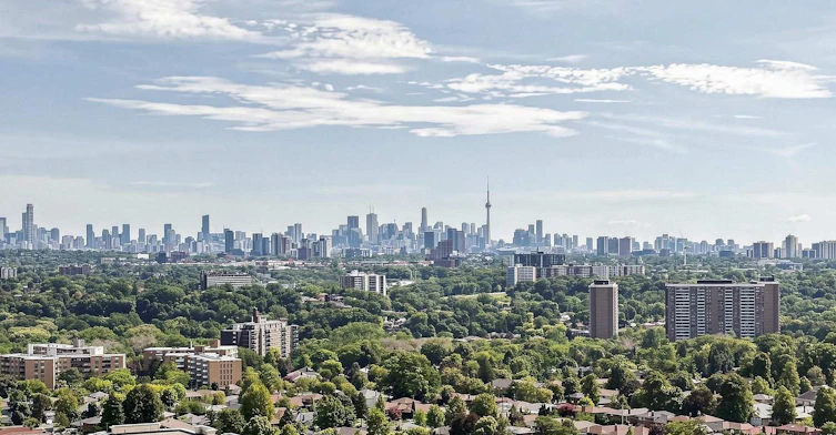 10-4010 Eglinton Avenue, Toronto, ON, M9A 0G5