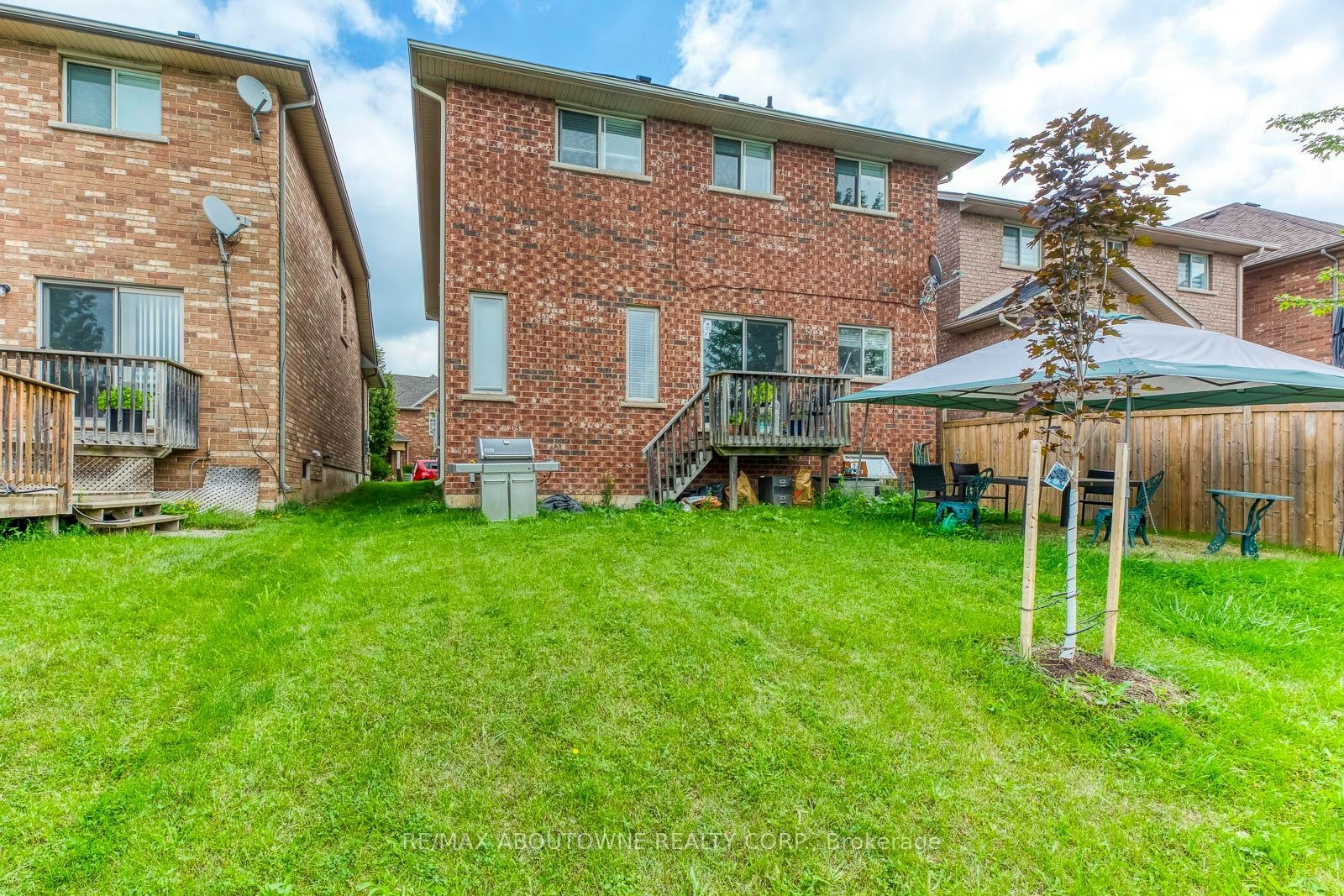 5160 Bird Boulevard, Burlington, ON, L7L 7J4 - 2