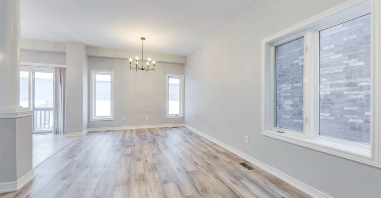 5160 Bird Boulevard, Burlington, ON, L7L 7J4 - 3