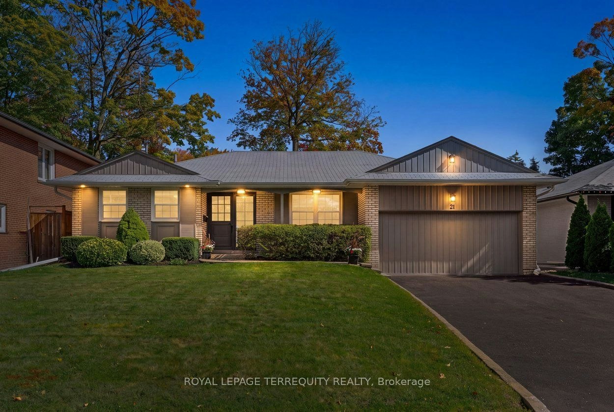 21 Greencoat Road, Toronto, ON, M9C 2T7