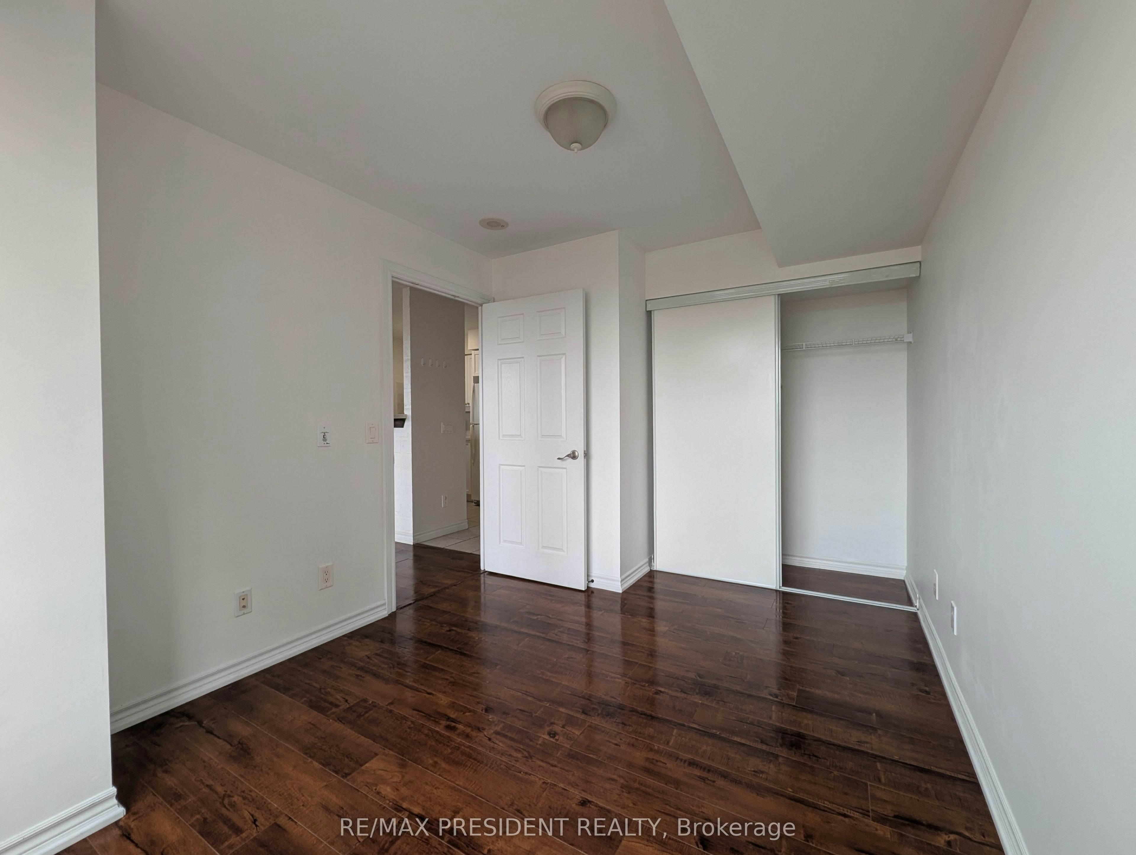 2026-700 Humberwood Boulevard N, Toronto, ON, M9W 7J4 - 4