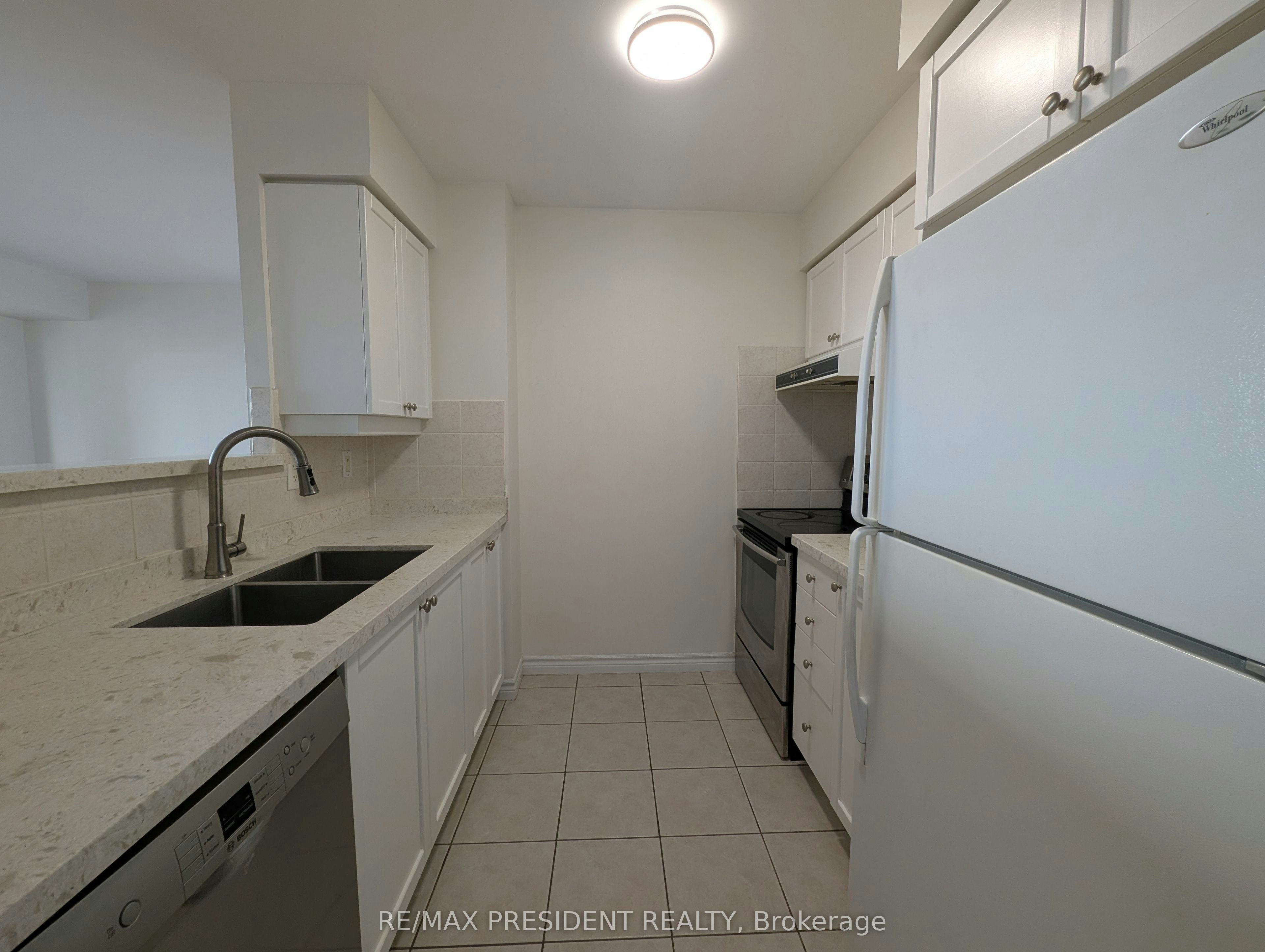 2026-700 Humberwood Boulevard N, Toronto, ON, M9W 7J4 - 5