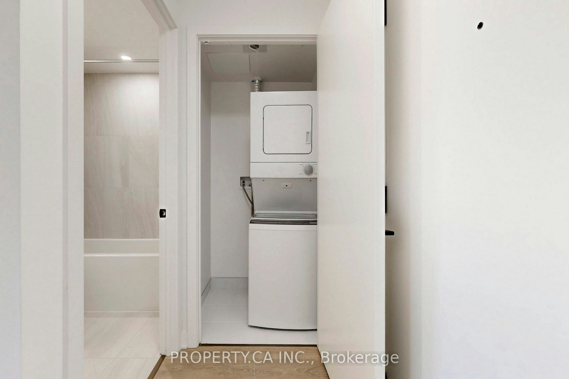 617-1185 Dupont Street, Toronto, ON, M6H 0G5 - 13