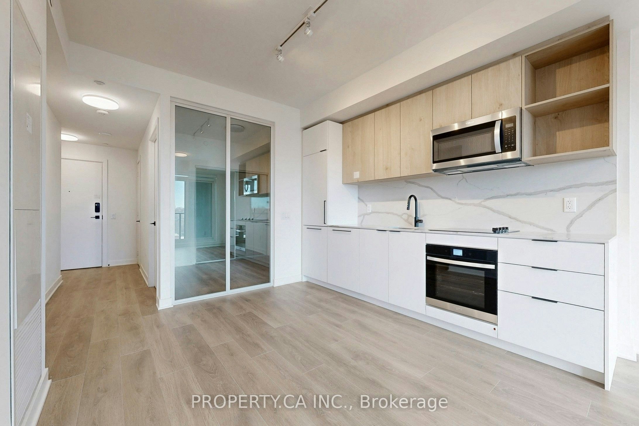 617-1185 Dupont Street, Toronto, ON, M6H 0G5 - 6