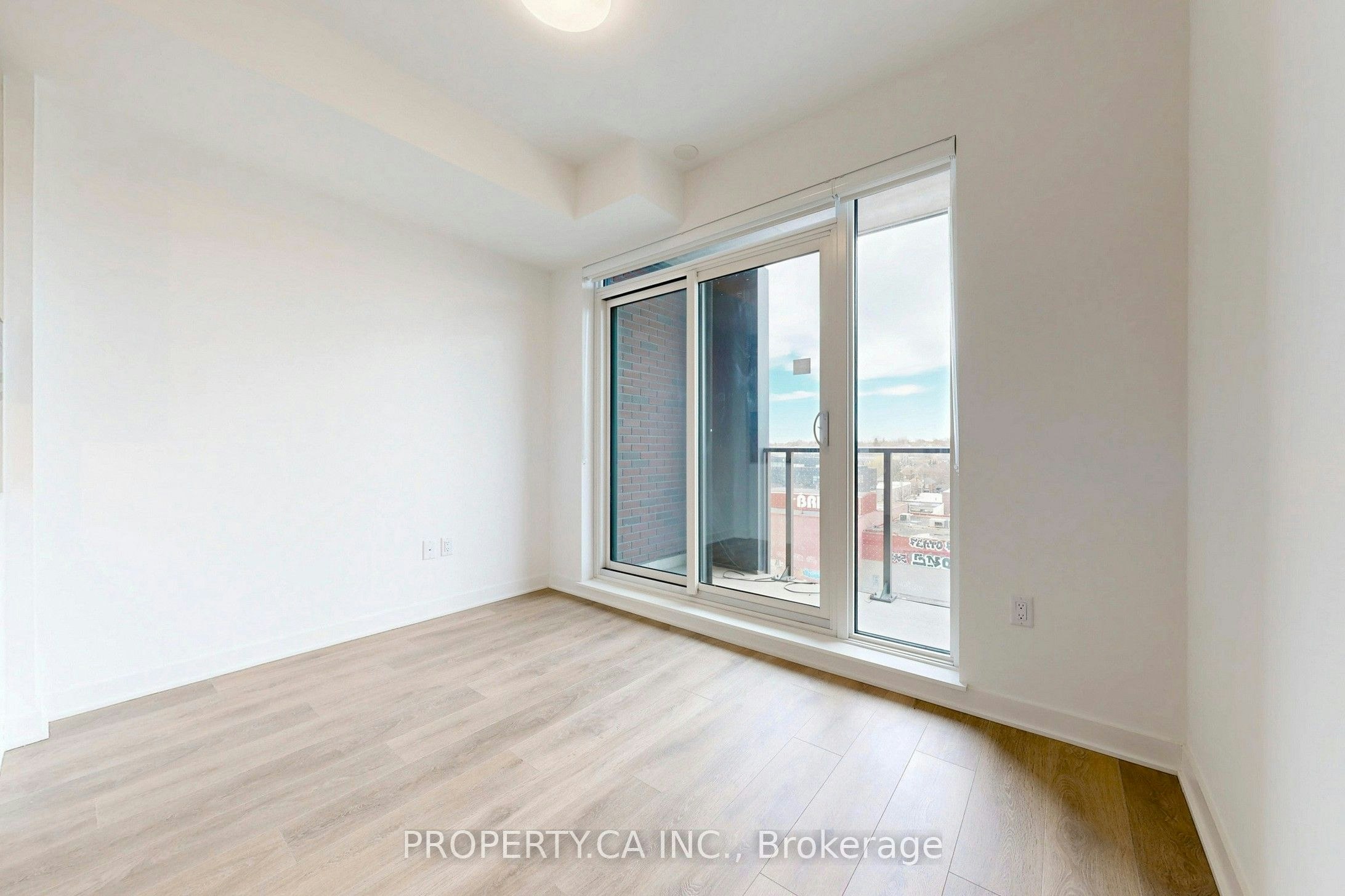 617-1185 Dupont Street, Toronto, ON, M6H 0G5 - 3