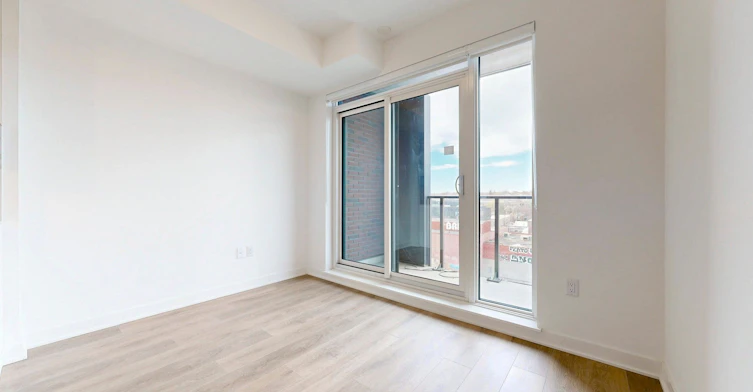 617-1185 Dupont Street, Toronto, ON, M6H 0G5 - 3